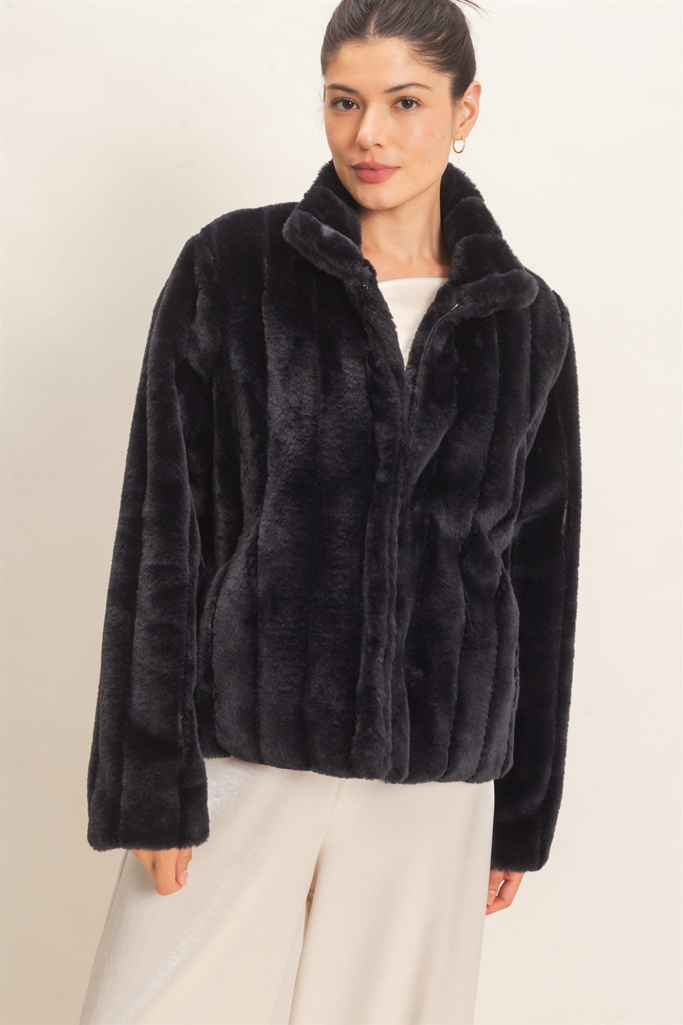 Wholesale Faux Fur Jacket Coats & Jackets HF26F203 BLACK HYFVE