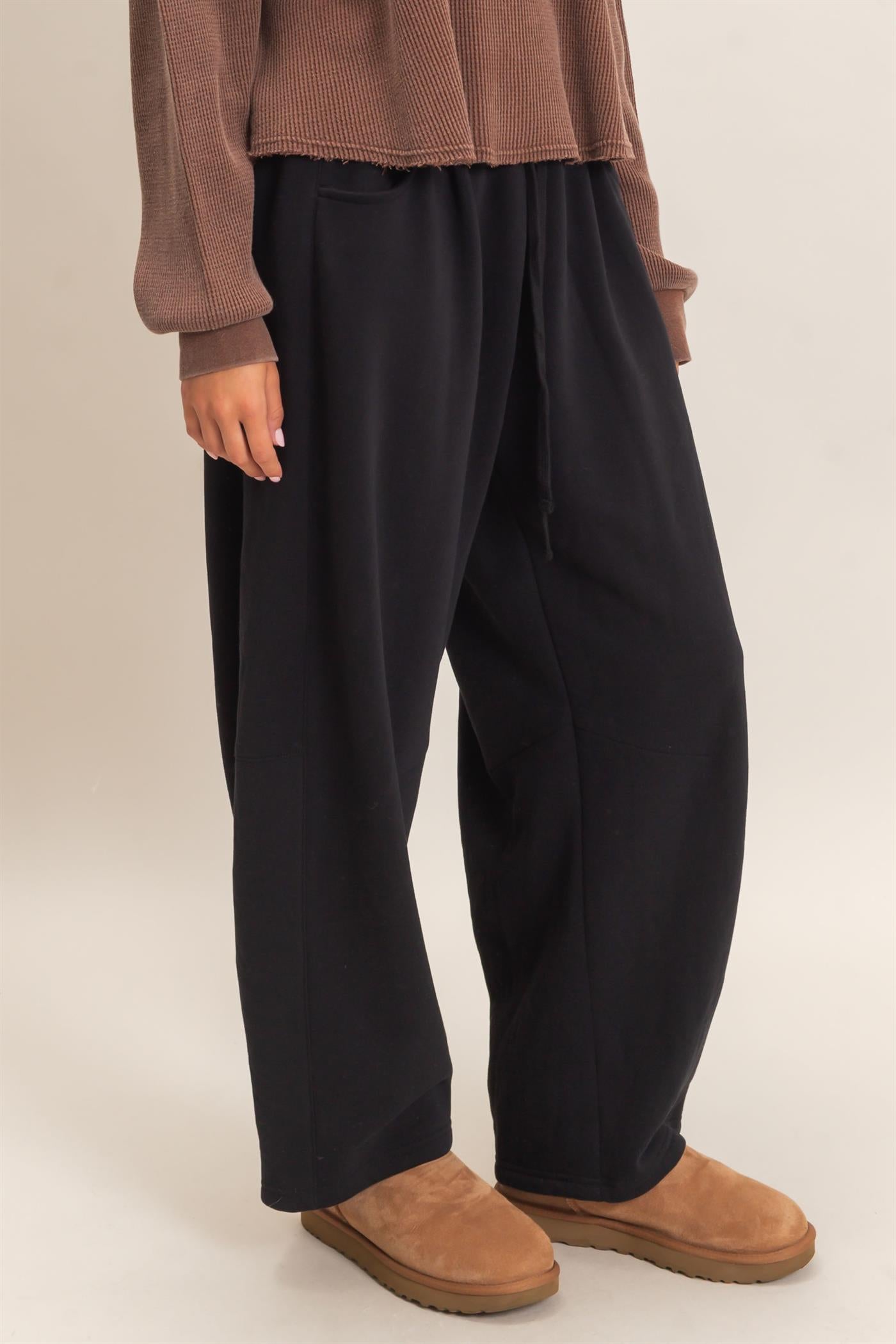 Wholesale Drawstring Waist Barrel Sweatpants Pants DZ26E290 BLACK DOUBLE ZERO