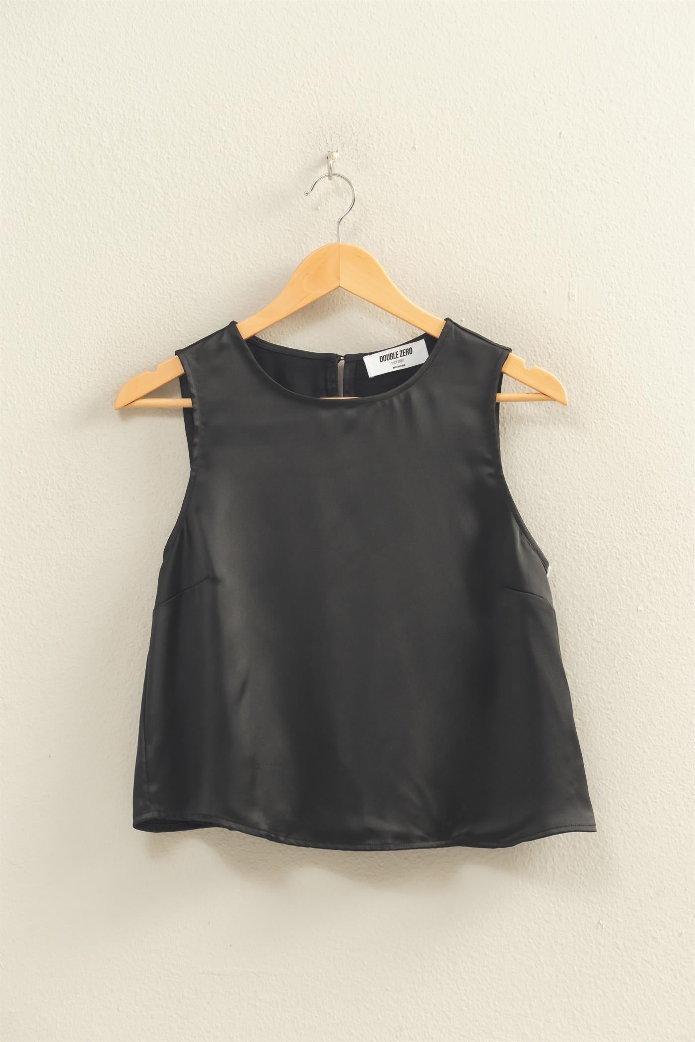 Wholesale Satin Sleeveless Round Neck Top With Back Keyhole Clothing Tops DZ26C084 BLACK DOUBLE ZERO