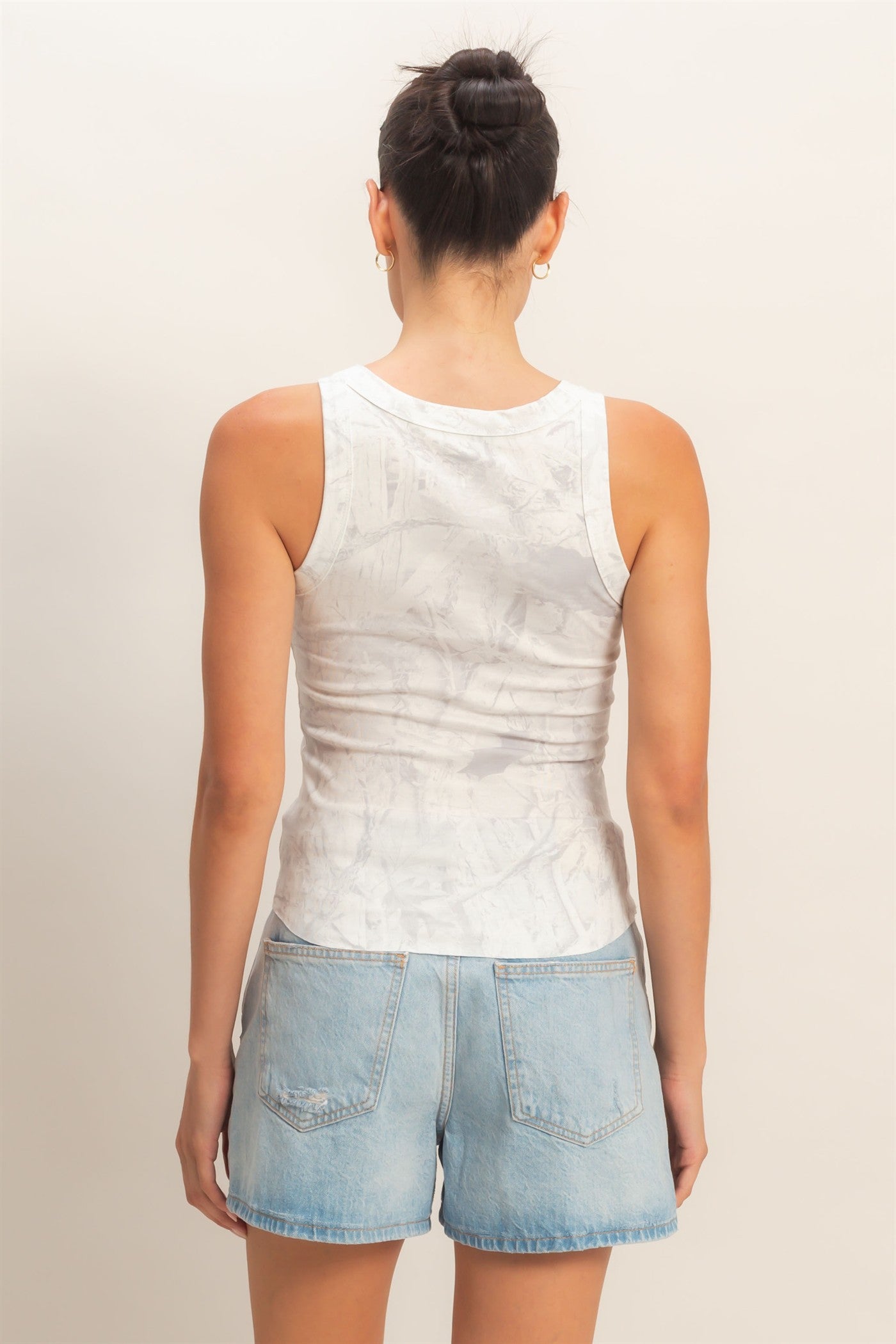 Wholesale Cloud Wash Ribbed Knit Tank Clothing Tops HF26E049 SILVER HYFVE