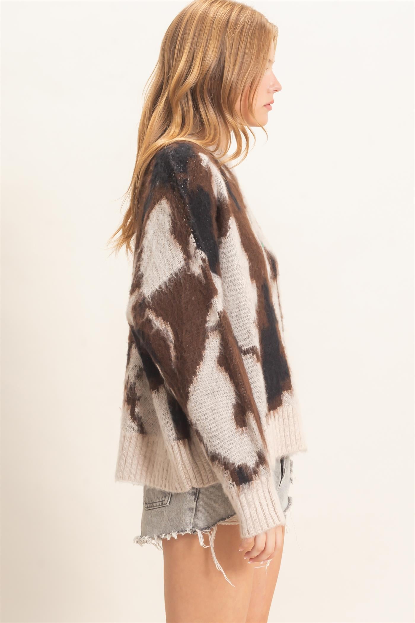 Wholesale Abstract Jacquard Mock Neck Sweater Sweaters HF26E663 SAND HYFVE