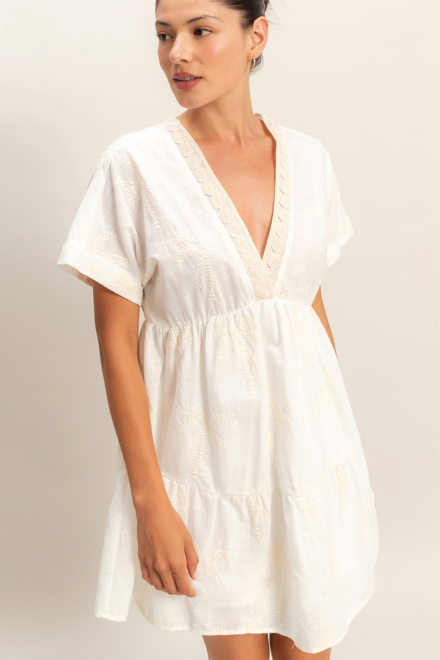 Wholesale Tiered V-Neck Dress Dresses HF26C231 OFF WHITE HYFVE