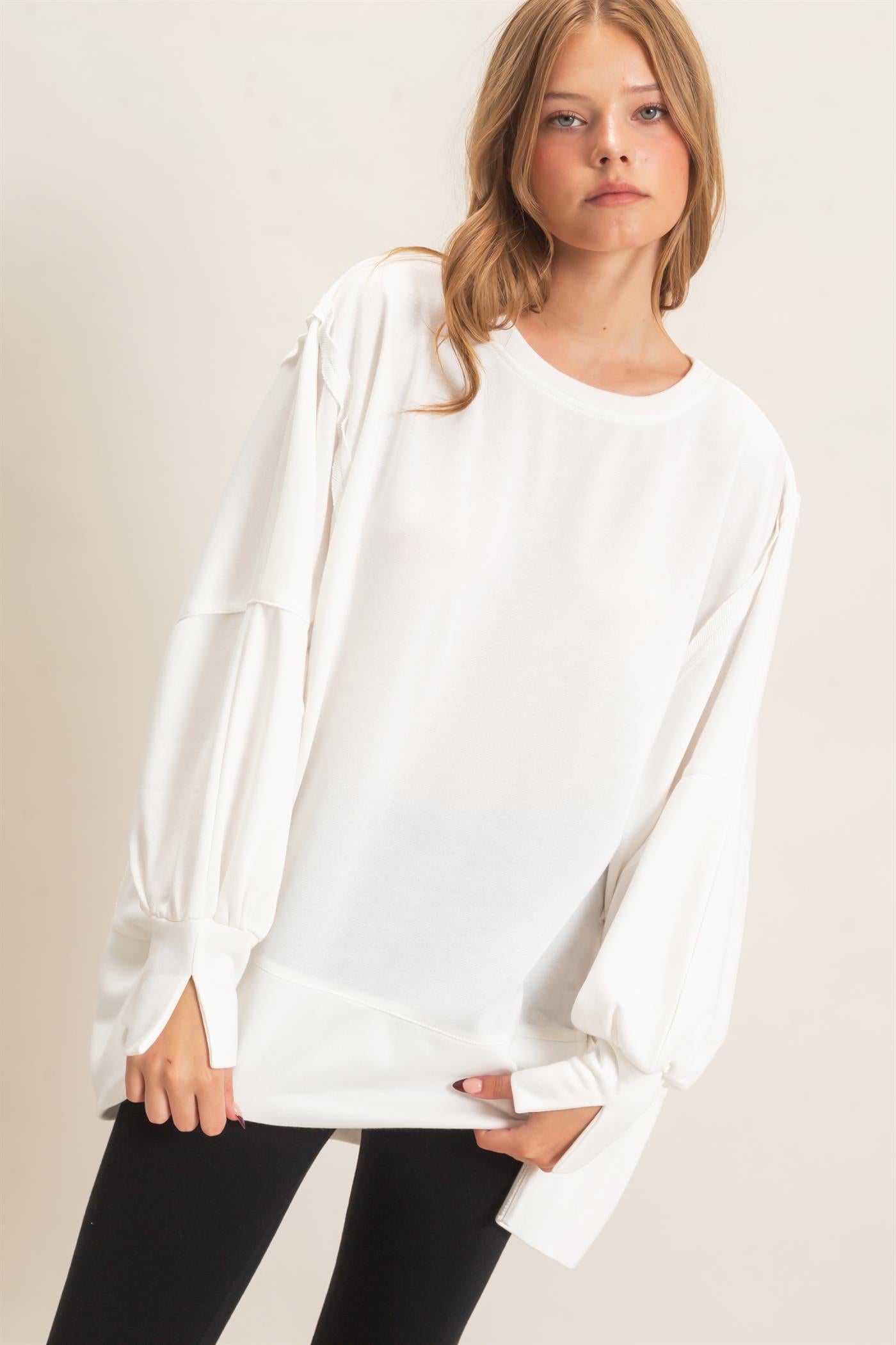 Wholesale Oversized Crew Neck Sweatshirt Sweatshirts HF26F132 OFF WHITE HYFVE