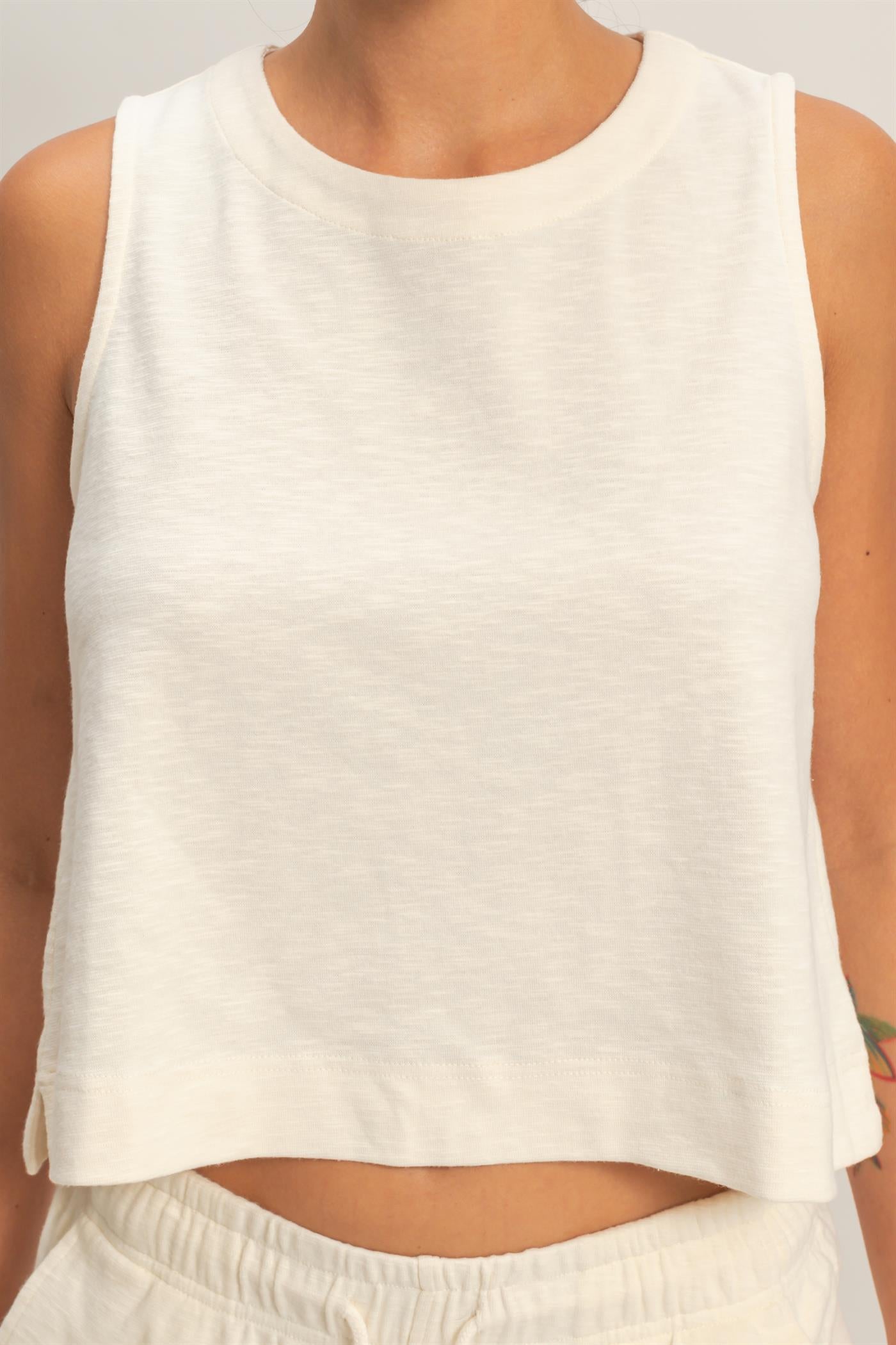 Wholesale Sleeveless Boxy Fit Crew Neck Top Clothing Tops DZ26C090 CREAM DOUBLE ZERO