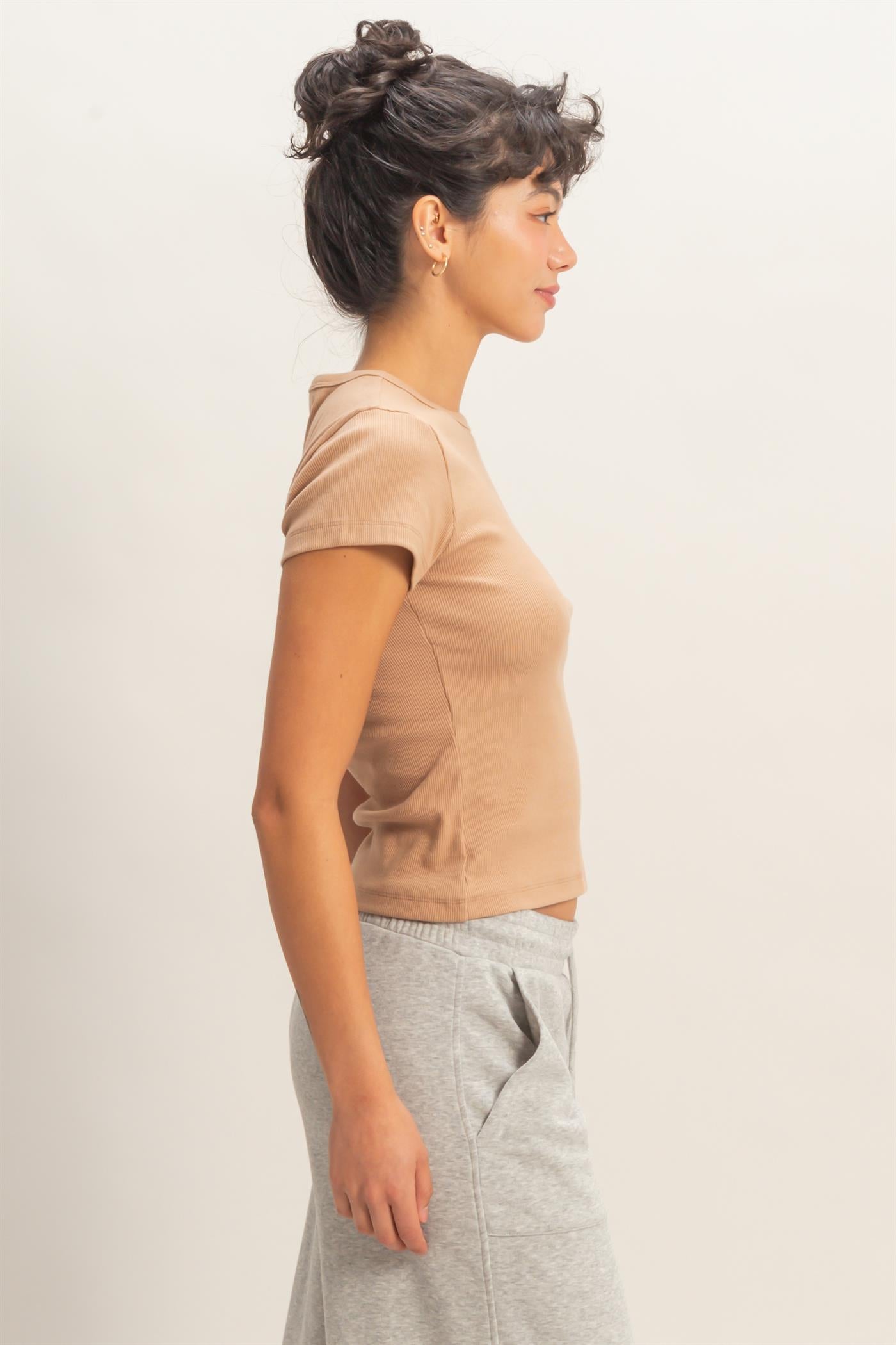 Wholesale Basic Ribbed Short Sleeve Top Clothing Tops DZ26A137 DARK TAUPE DOUBLE ZERO