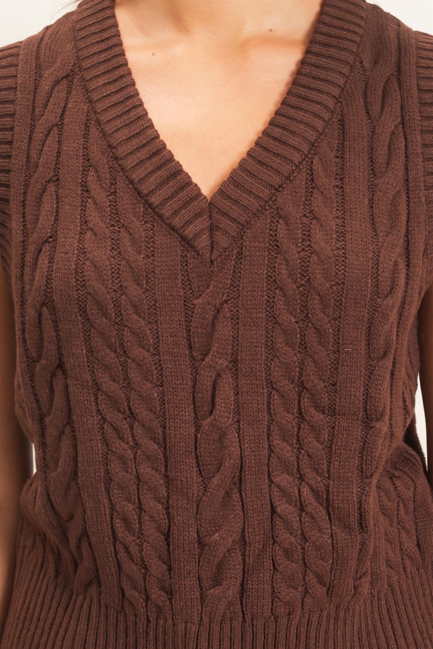 Wholesale Cable Knit V-Neck Sweater Vest Sweaters DZ26E548 DARK BROWN DOUBLE ZERO