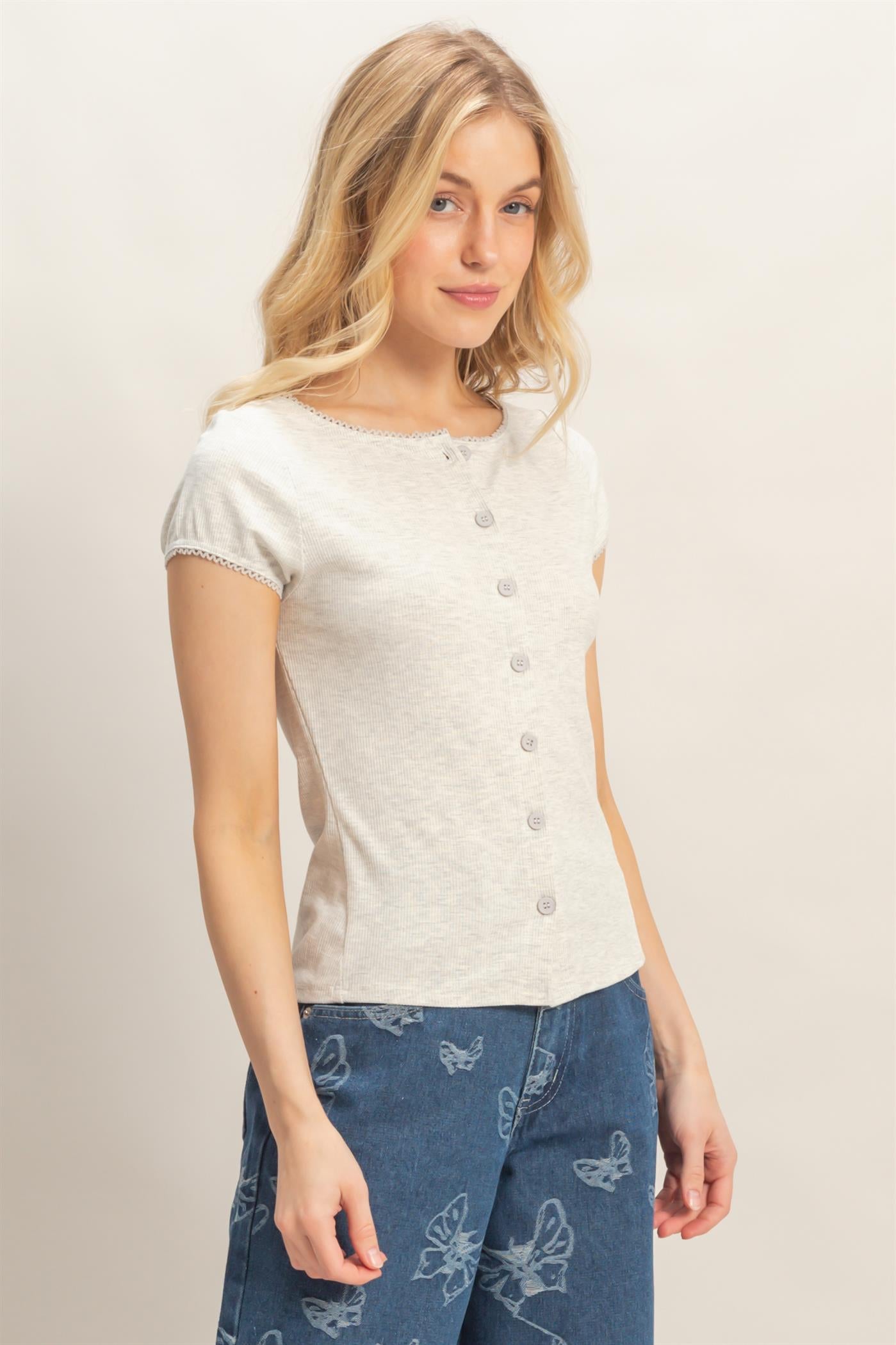 Wholesale Scalloped Button Front Top Clothing Tops HF26C607 HEATHER GRAY HYFVE