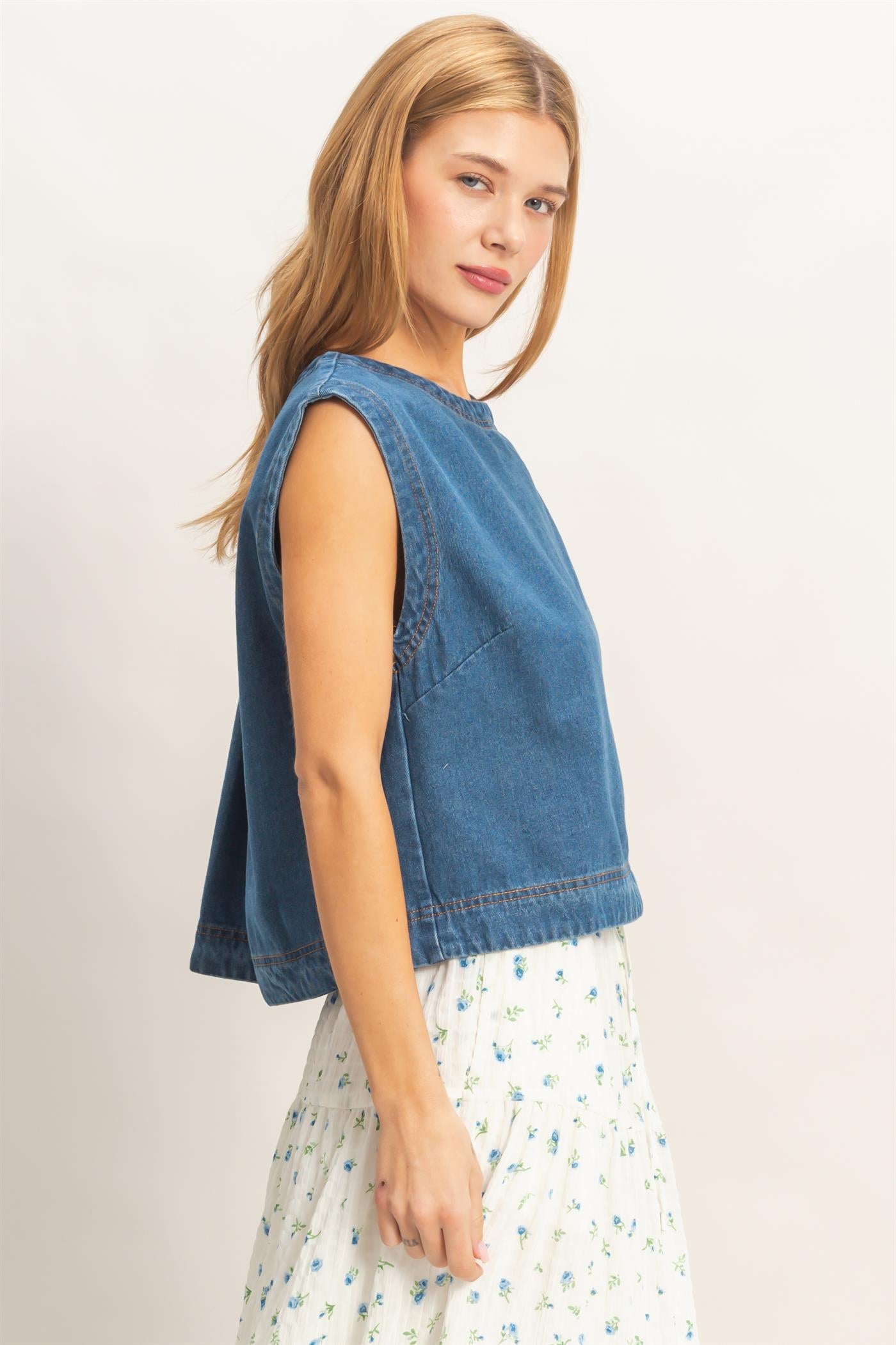 Wholesale Sleeveless Denim Top Clothing Tops HF26C107 MEDIUM BLUE HYFVE