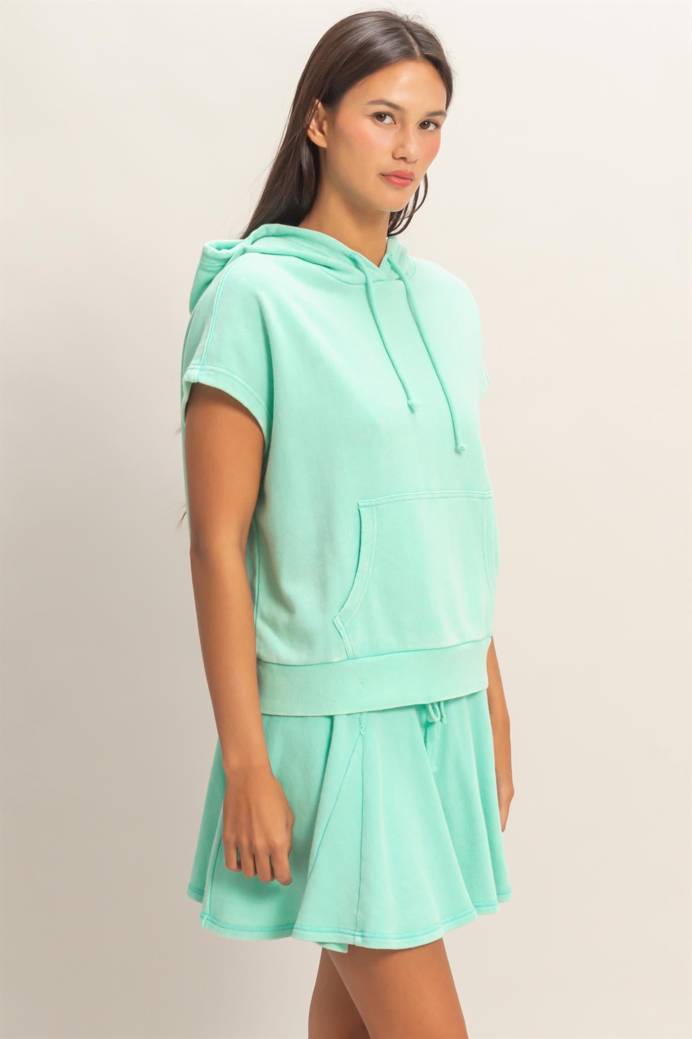 Wholesale Acid Washed Sleeveless Hooded Kangaroo Pocket Top Hoodies DZ26A411 MINT DOUBLE ZERO