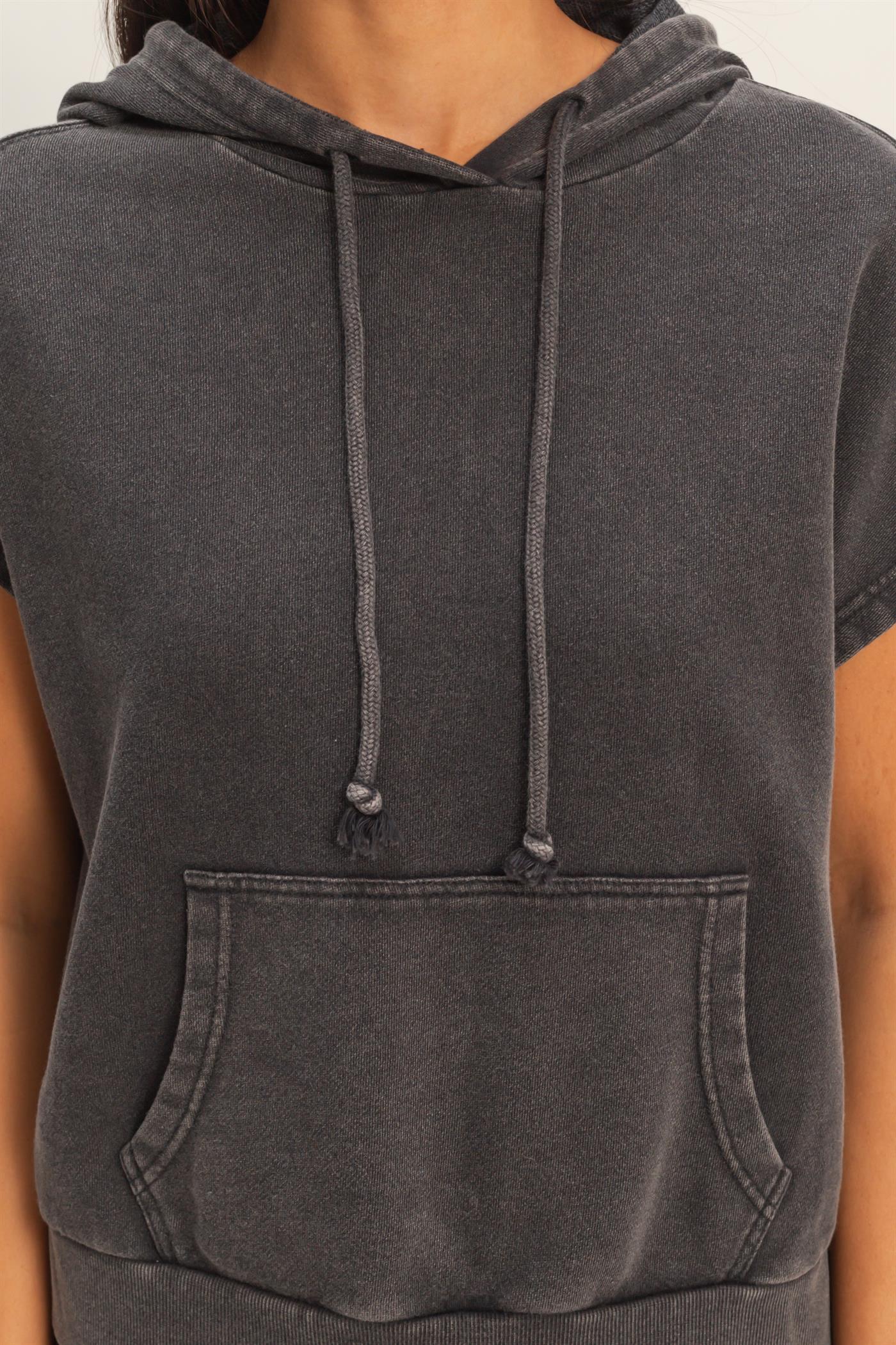 Wholesale Acid Washed Sleeveless Hooded Kangaroo Pocket Top Hoodies DZ26A411 BLACK DOUBLE ZERO