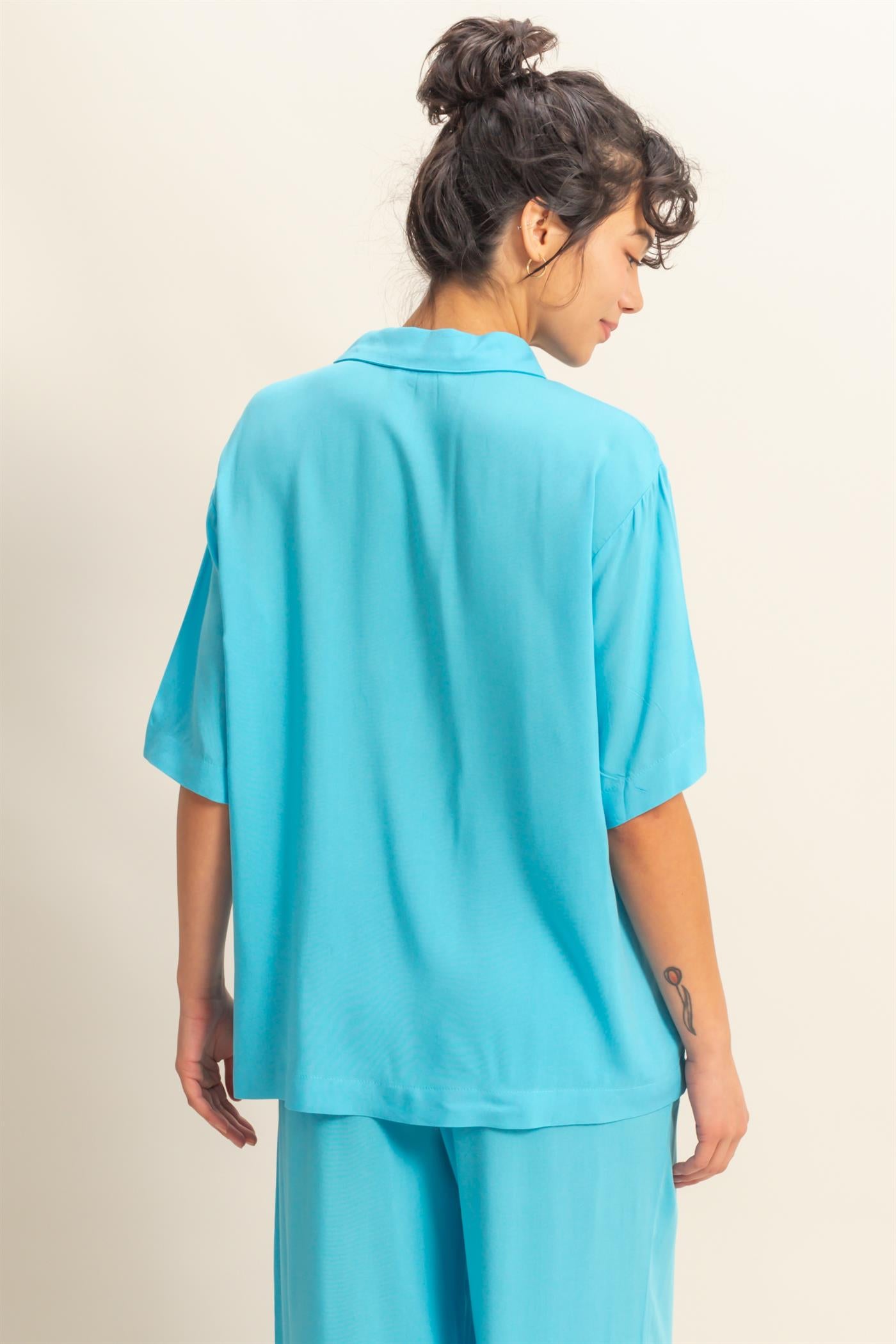 Wholesale Woven Half Button-Up Relaxed Top Clothing Tops DZ25C814 AQUA BLUE DOUBLE ZERO