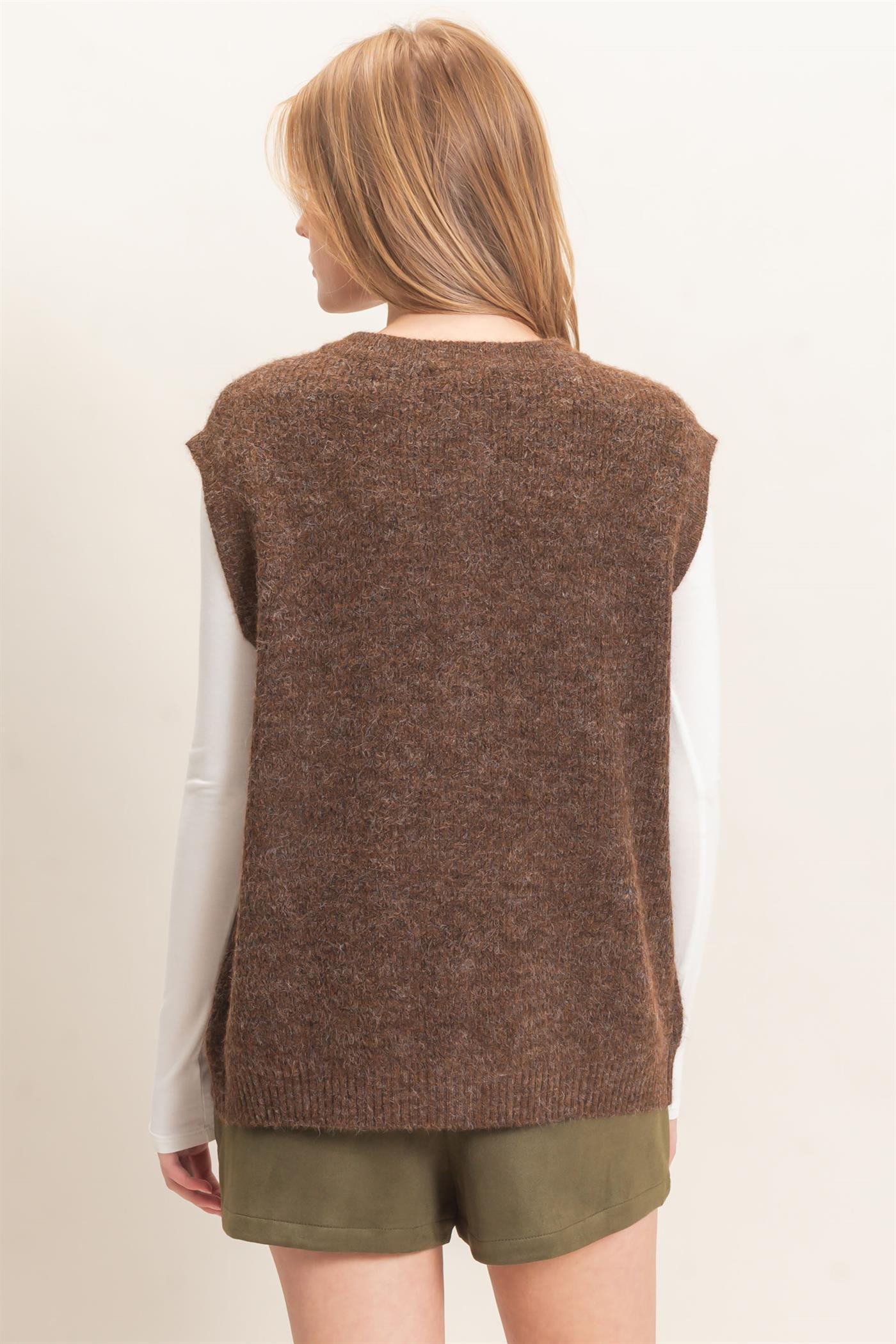 Wholesale Sleeveless Button-Up Sweater Vest Sweaters HF26E304 CHESTNUT HYFVE