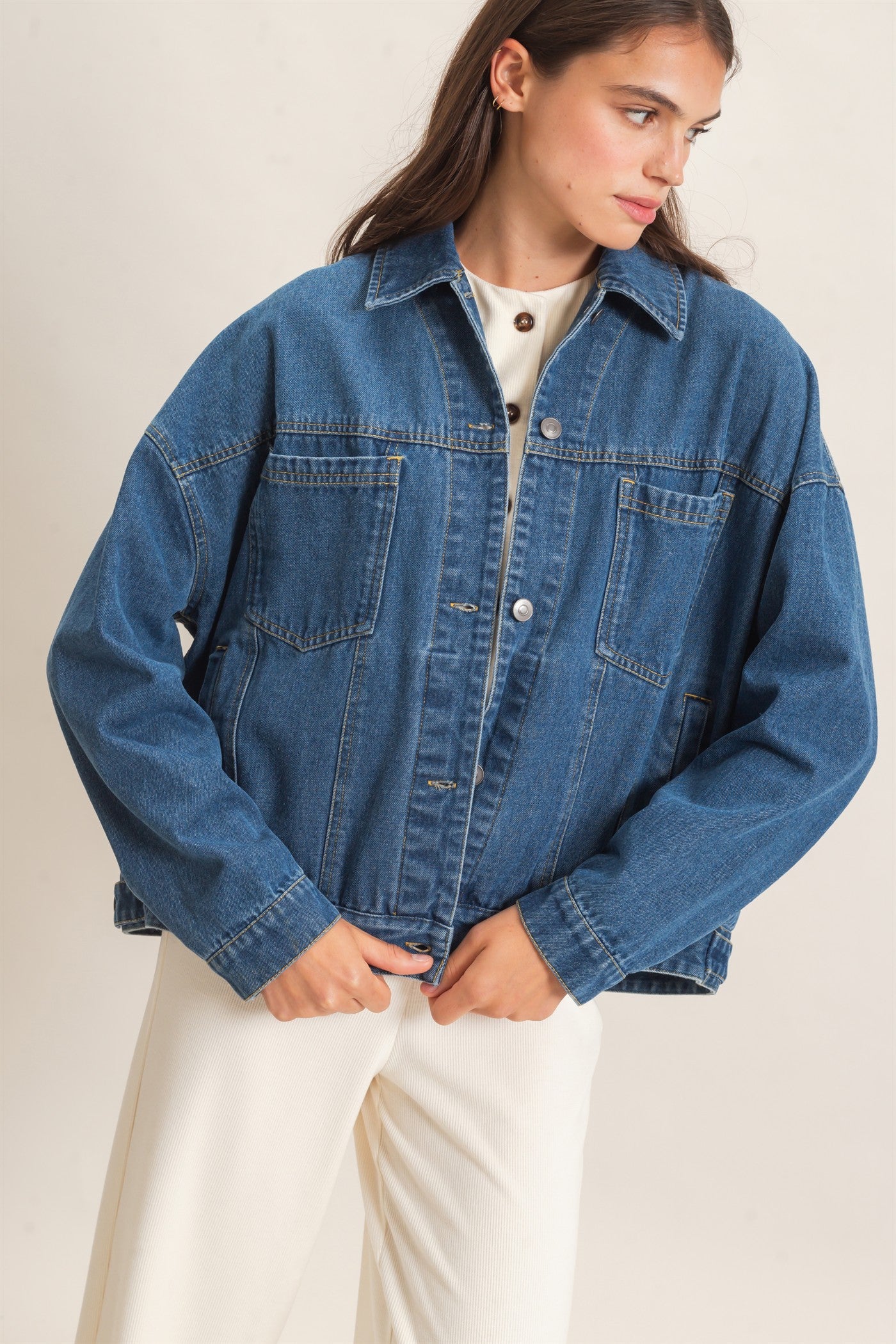 Wholesale Button-Up Denim Jacket Coats & Jackets HF26E001 LIGHT DENIM HYFVE