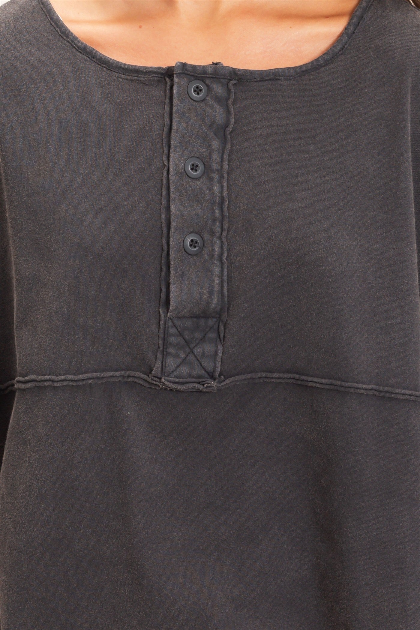 Wholesale Oversized Henley Top With Raw Edges Clothing Tops DZ26F128 BLACK DOUBLE ZERO