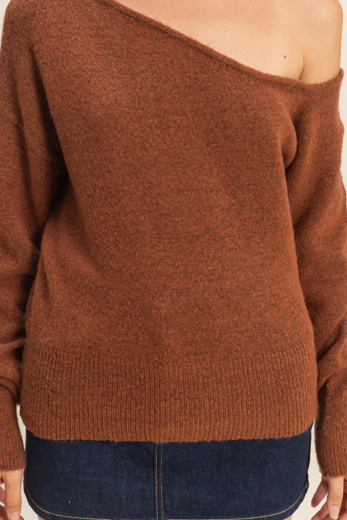 Wholesale Asymmetric Off-Shoulder Sweater Sweaters DZ25F121 CHESTNUT DOUBLE ZERO