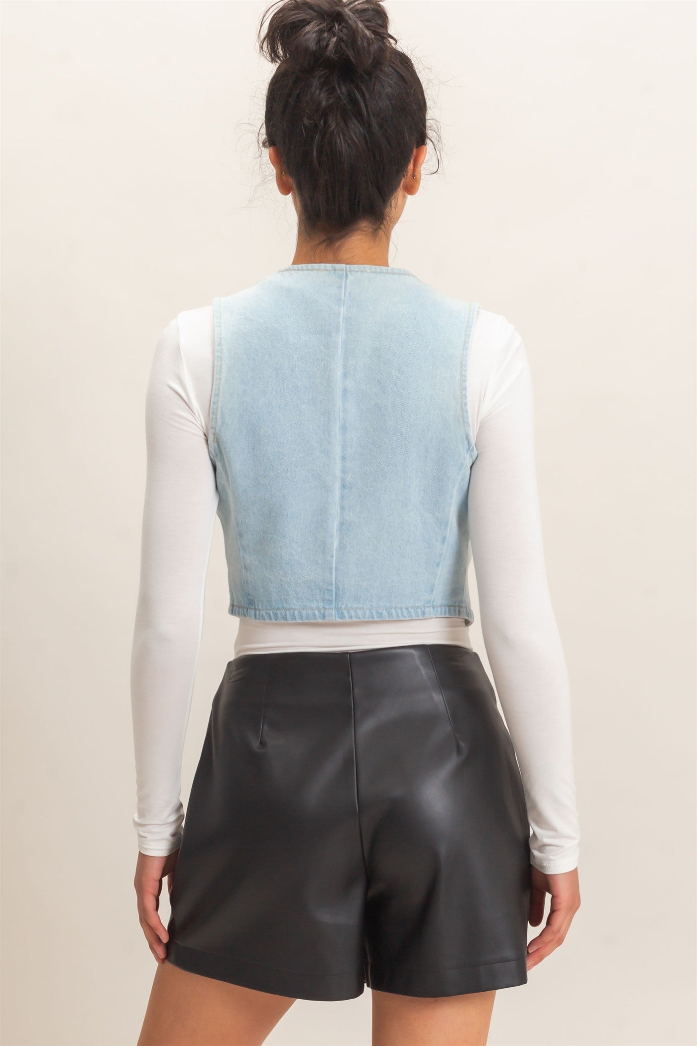 Wholesale Buttoned Denim Vest Vests DZ26E266 LIGHT BLUE DOUBLE ZERO