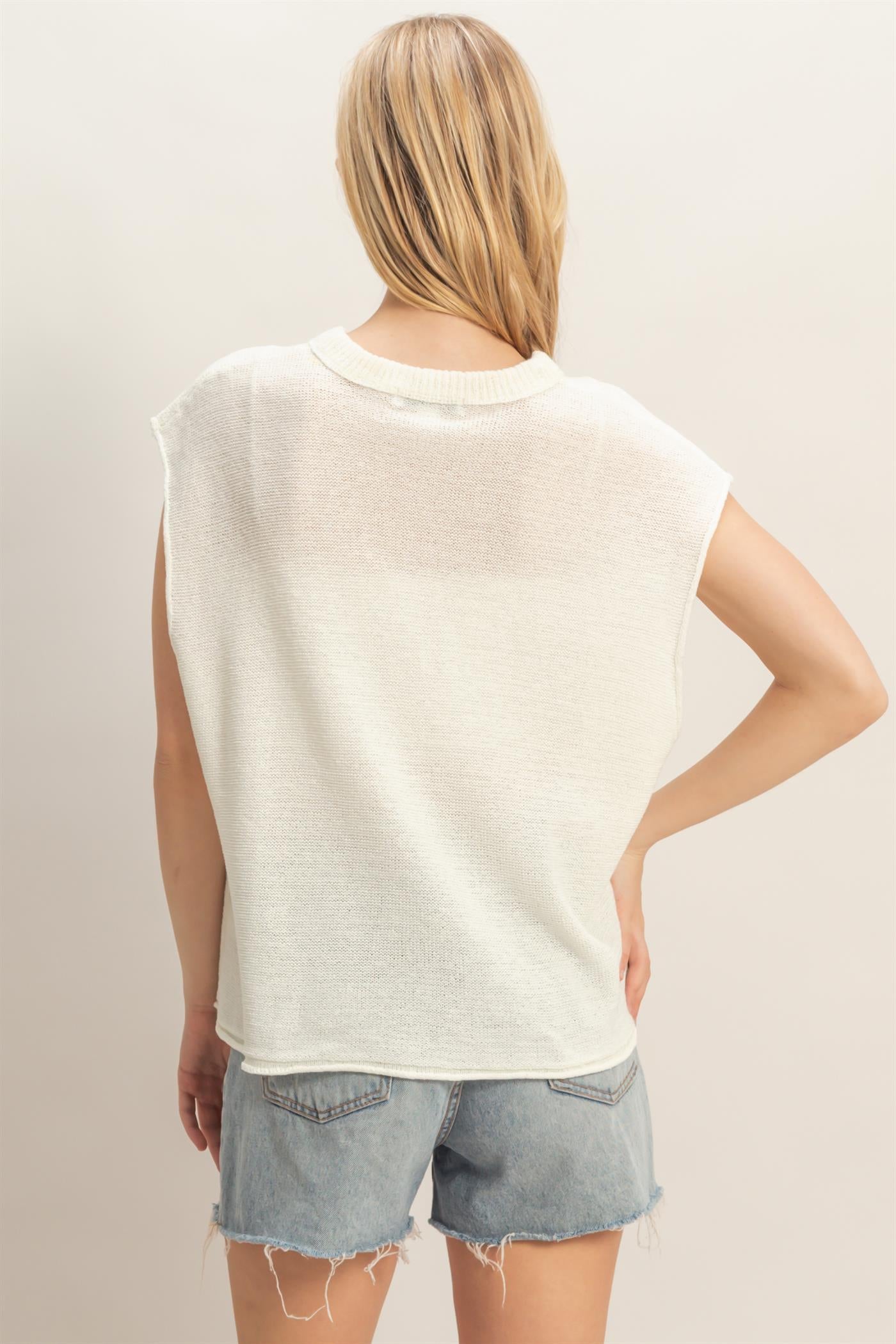 Wholesale Sleeveless Ribbed Knit Top Sweaters HF26A633 WHITE HYFVE