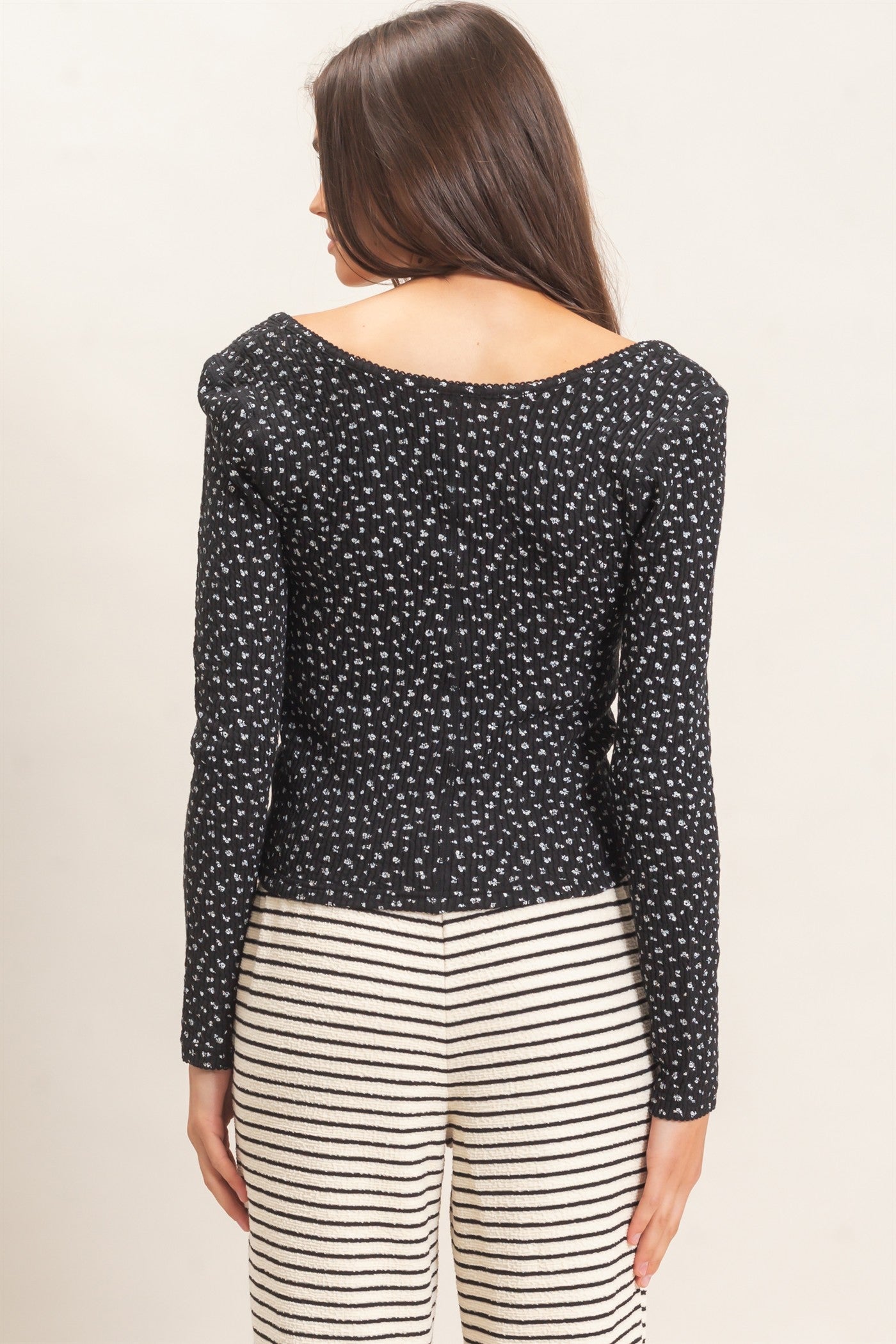 Wholesale Square Neck Button-Up Top Clothing Tops HF26E675 BLACK HYFVE