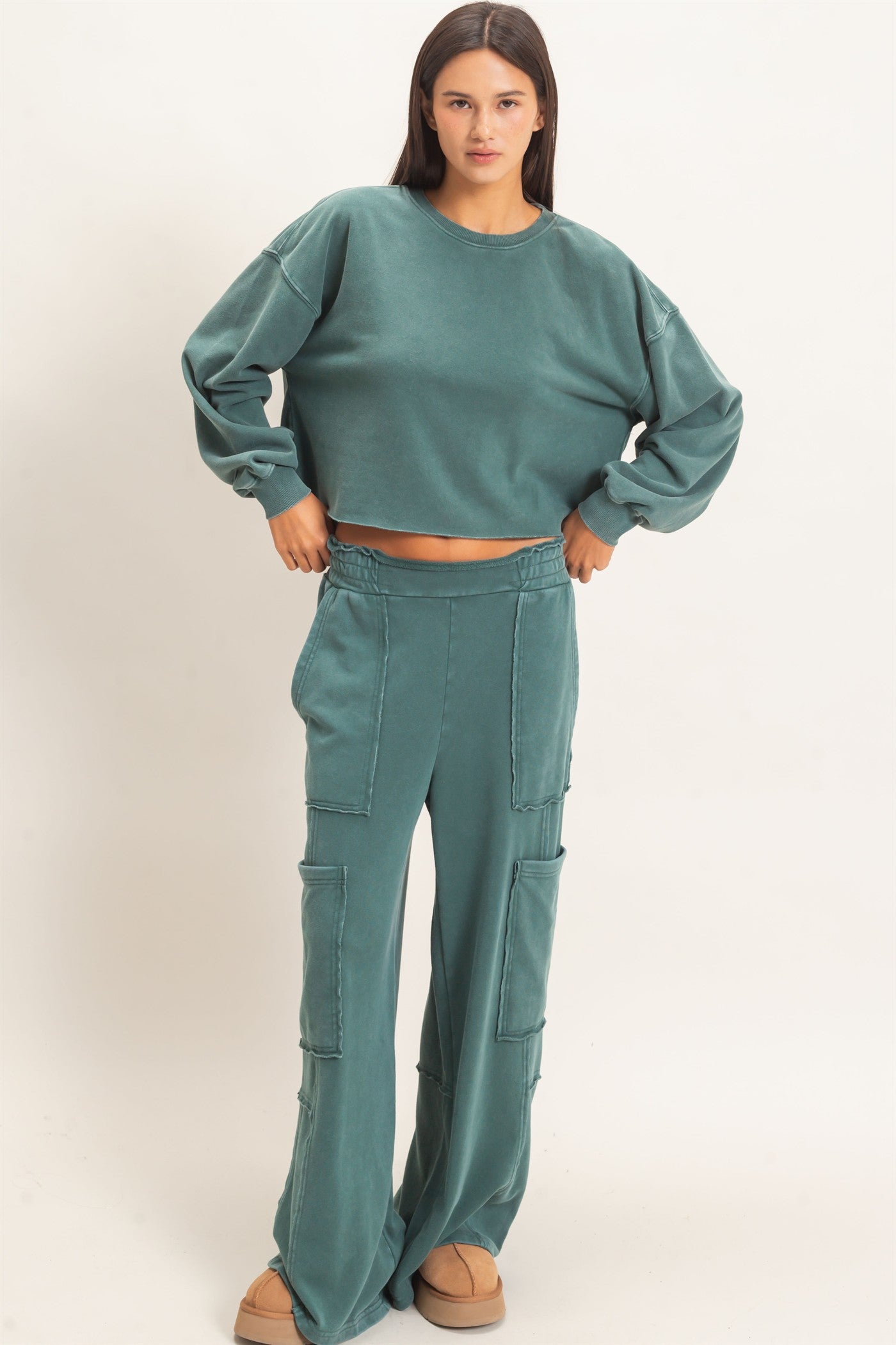 Wholesale Mineral Wash Raw Hem Cropped Sweatshirt Sweatshirts DZ26C968 DARK GREEN DOUBLE ZERO