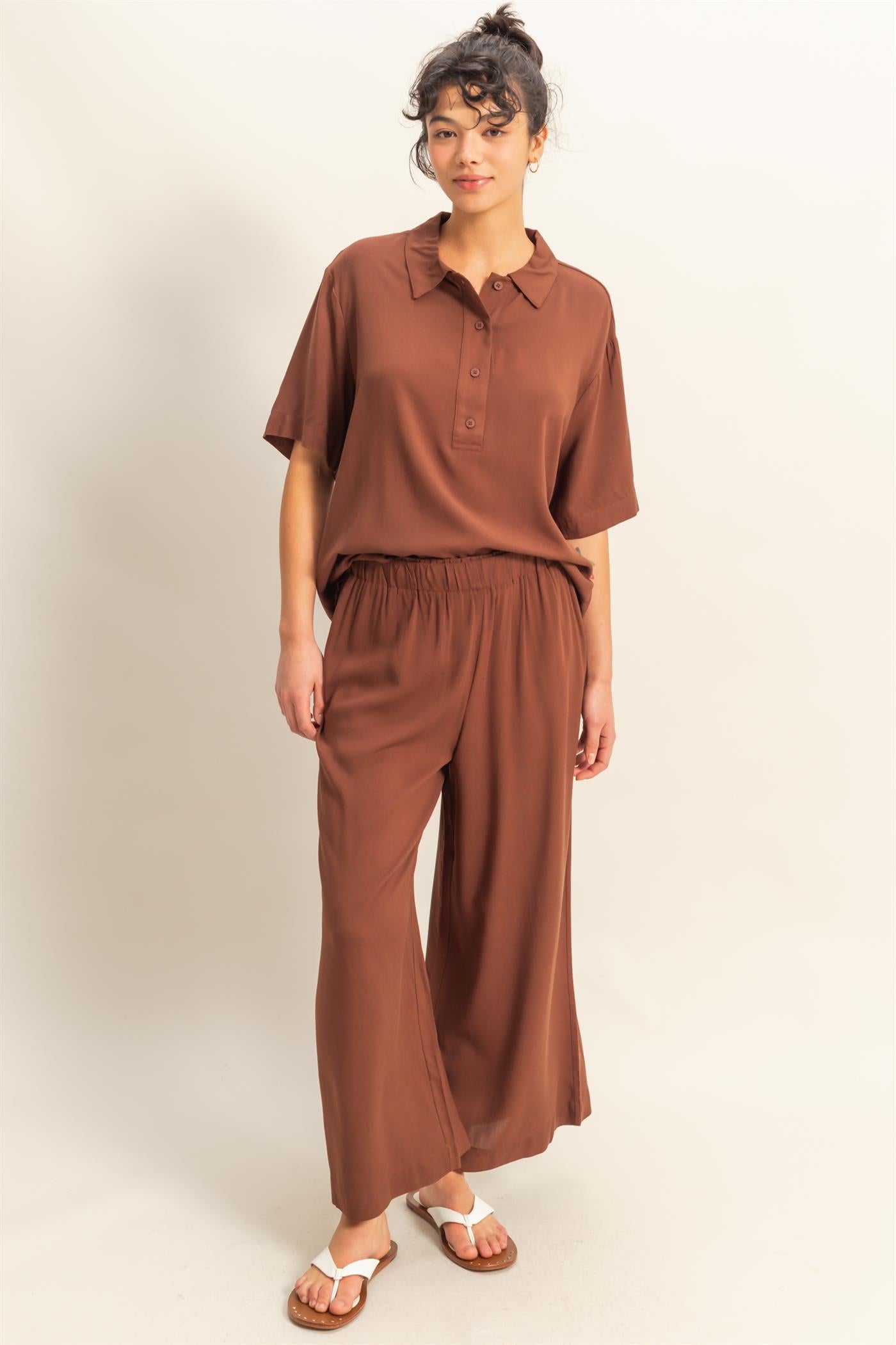 Wholesale Woven Half Button-Up Relaxed Top Clothing Tops DZ25C814 CHESTNUT DOUBLE ZERO
