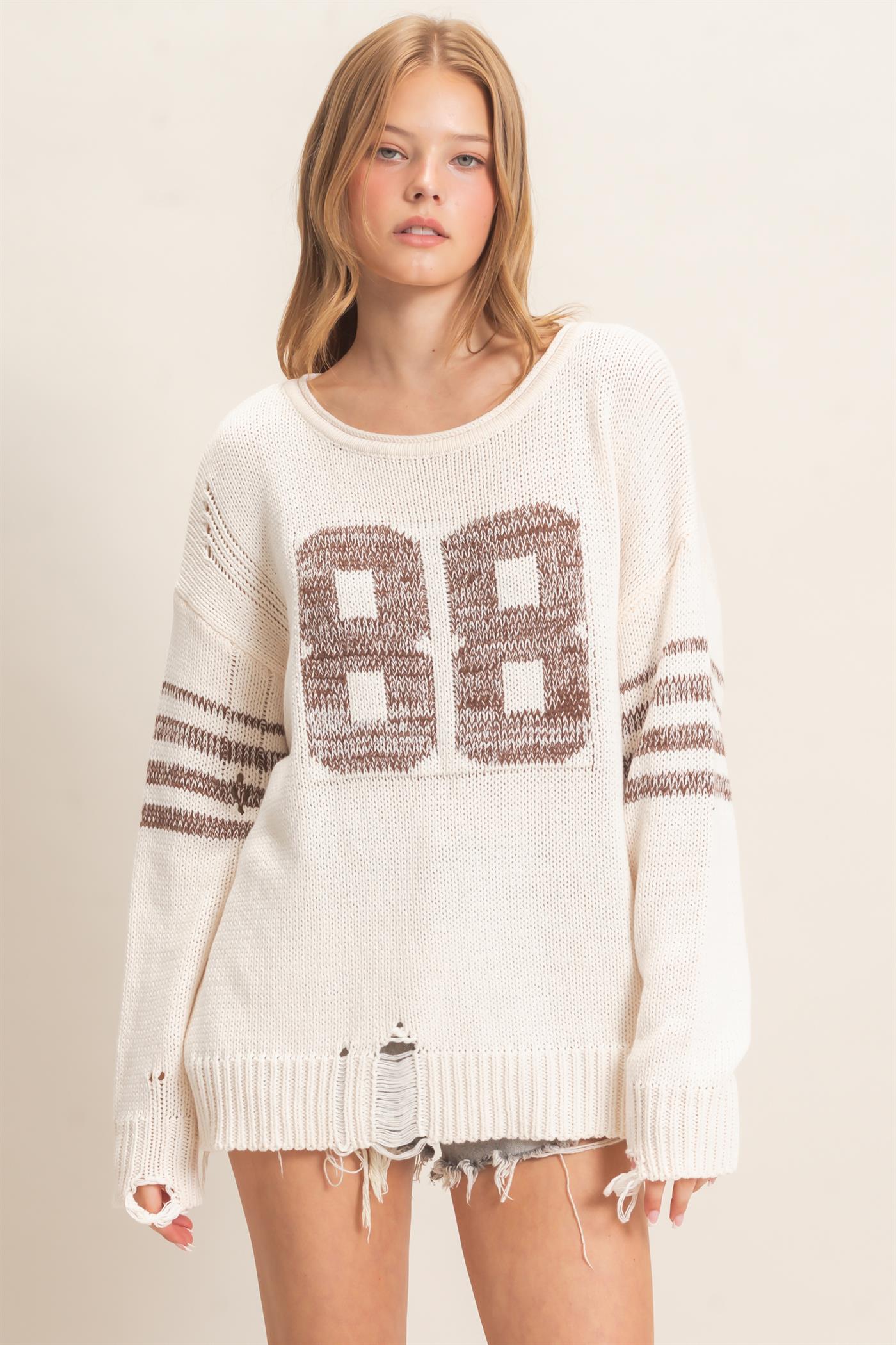 Wholesale Oversized Number Knit Sweater Sweaters HF26E687 WHITE SWAN HYFVE