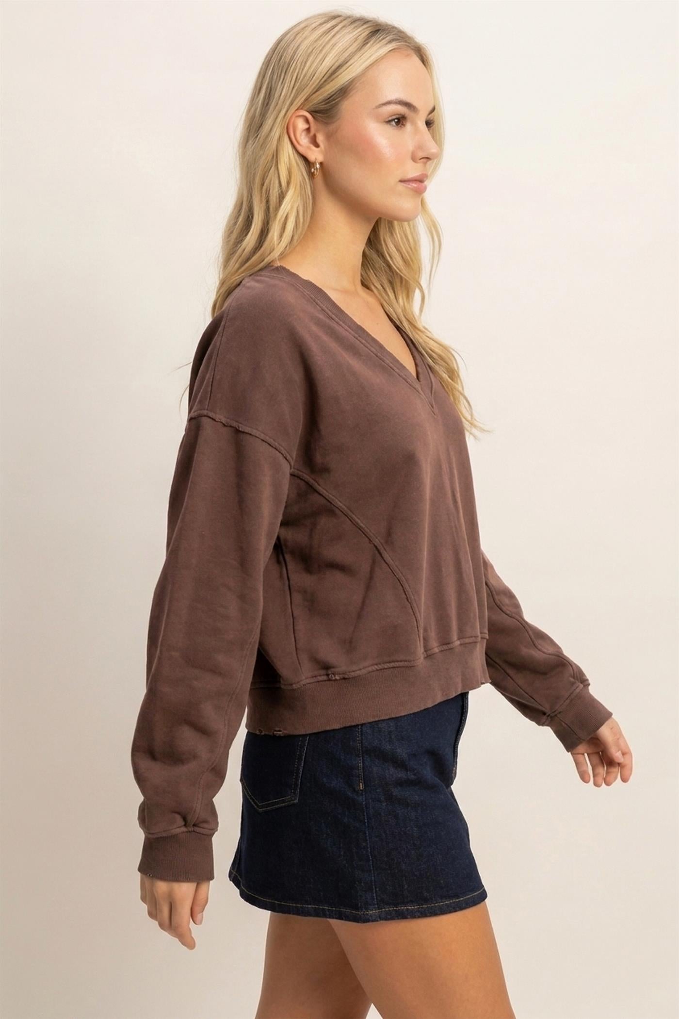 Wholesale Snow Wash V-Neck Sweatshirt Sweatshirts DZ26C844 DARK BROWN DOUBLE ZERO