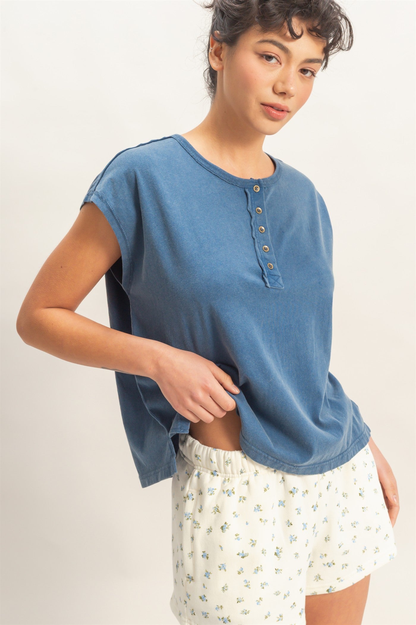 Wholesale Henley Neck Cap Sleeve Top Clothing Tops DZ26E279 NAVY DOUBLE ZERO