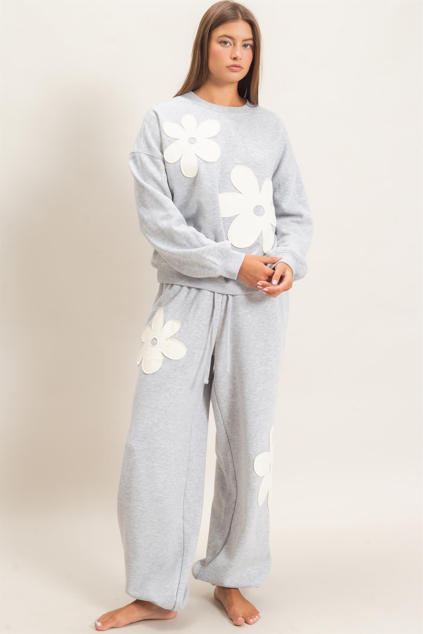 Wholesale Floral Applique Crew Neck Sweatshirt Sweatshirts DZ26E708 HEATHER GRAY DOUBLE ZERO