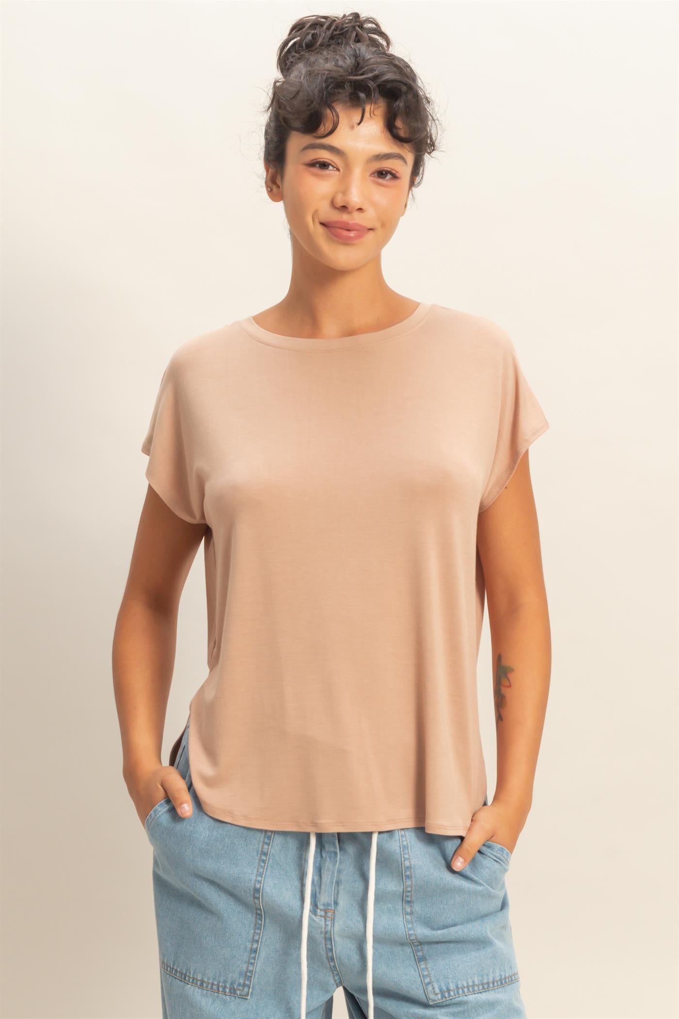 Wholesale Relaxed Dolman Short Sleeve  Round Neck Top Shirts DZ26A270 DARK TAUPE DOUBLE ZERO