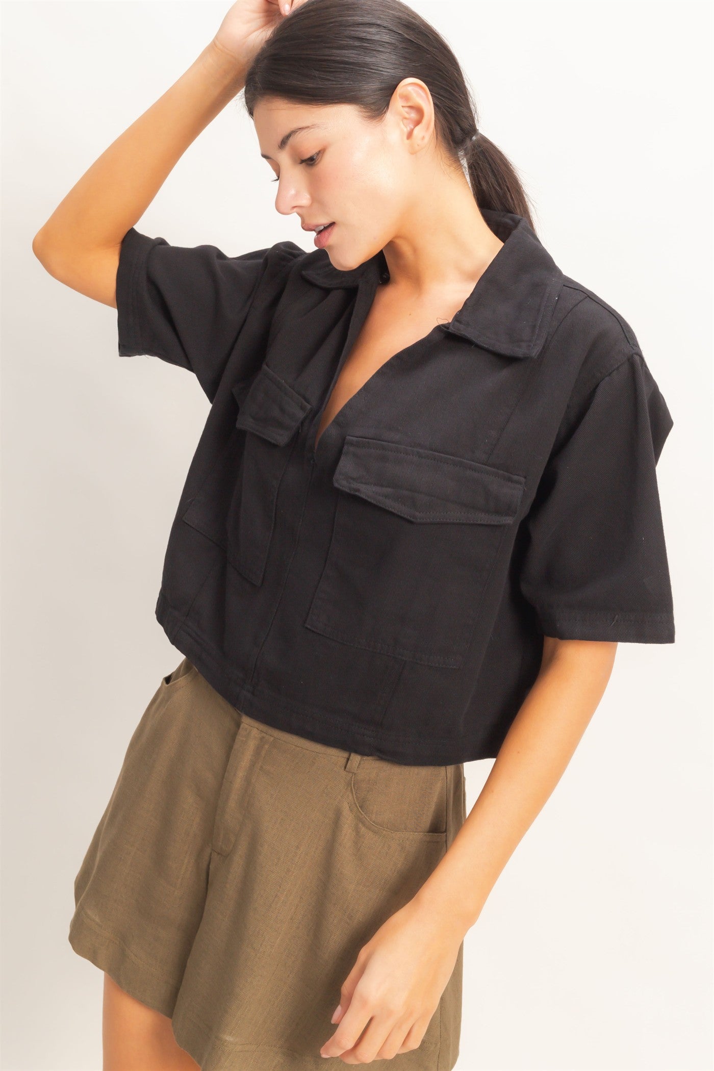 Wholesale Collared V-Neck Top Clothing Tops HF26E444 BLACK HYFVE