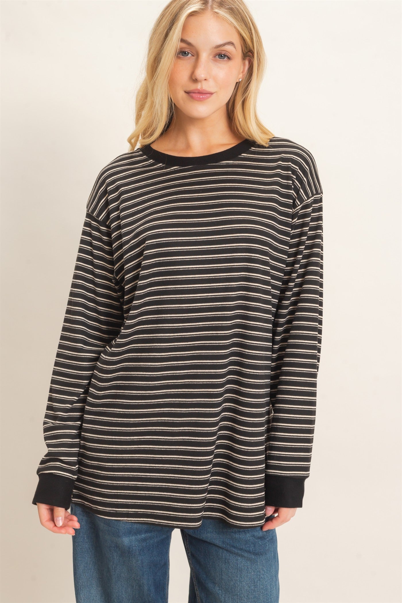 Wholesale Striped Long Sleeve Crew Neck Top Clothing Tops HF26C676 BLACK HYFVE
