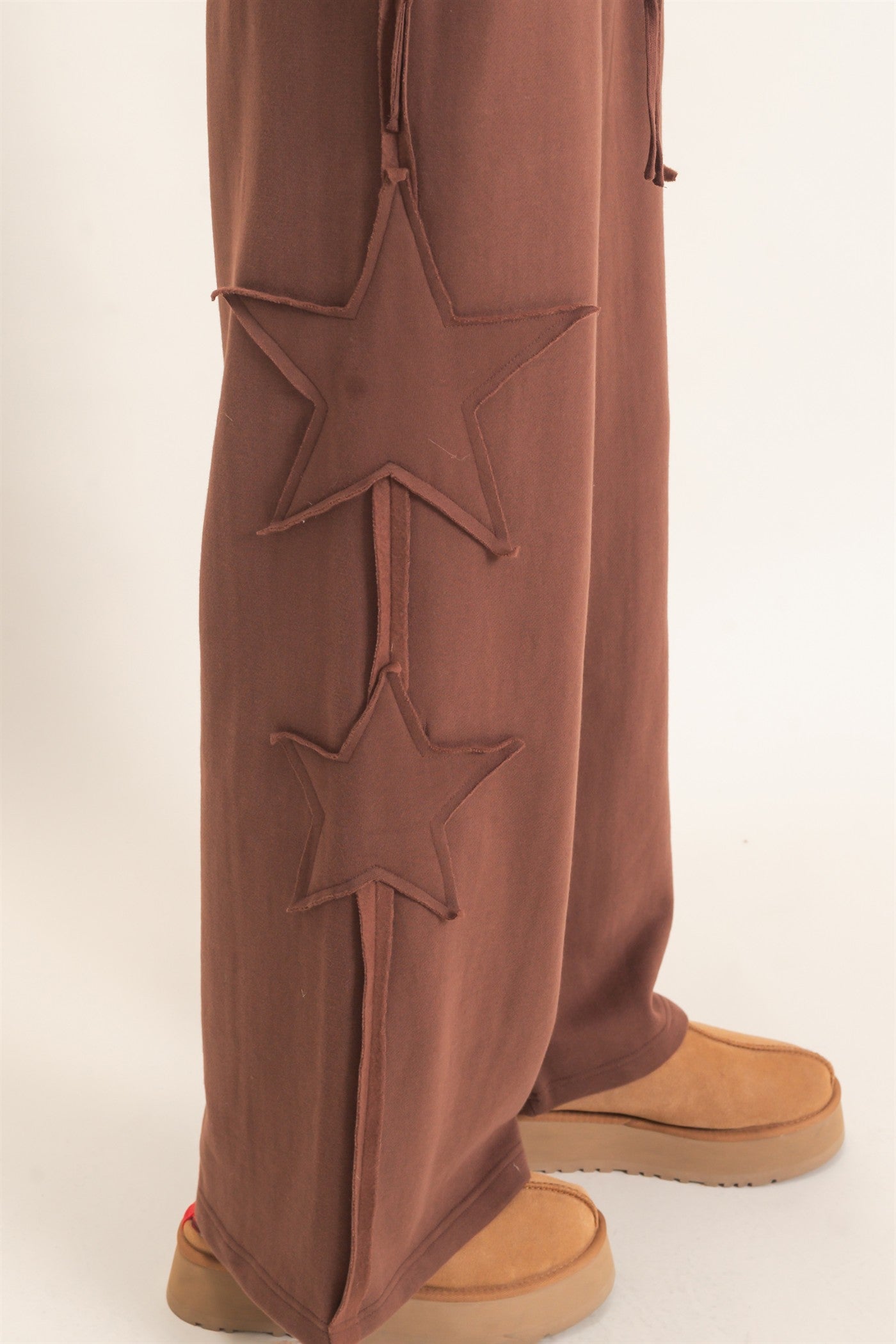 Wholesale French Terry Star Patch Sweatpants Pants DZ27A197 DARK BROWN DOUBLE ZERO