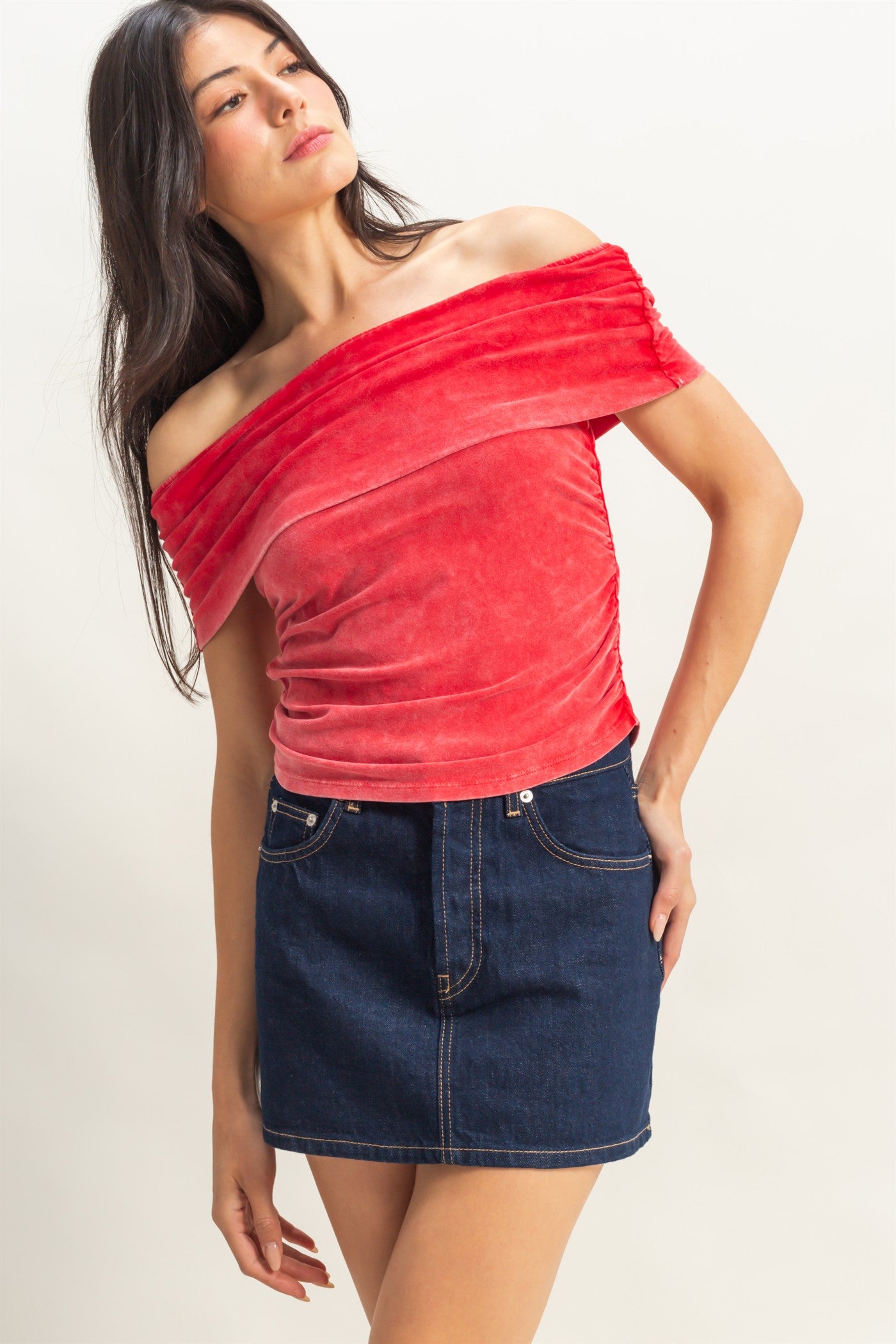 Wholesale Off-The-Shoulder Side Ruched Top Clothing Tops DZ25C848 RED DOUBLE ZERO