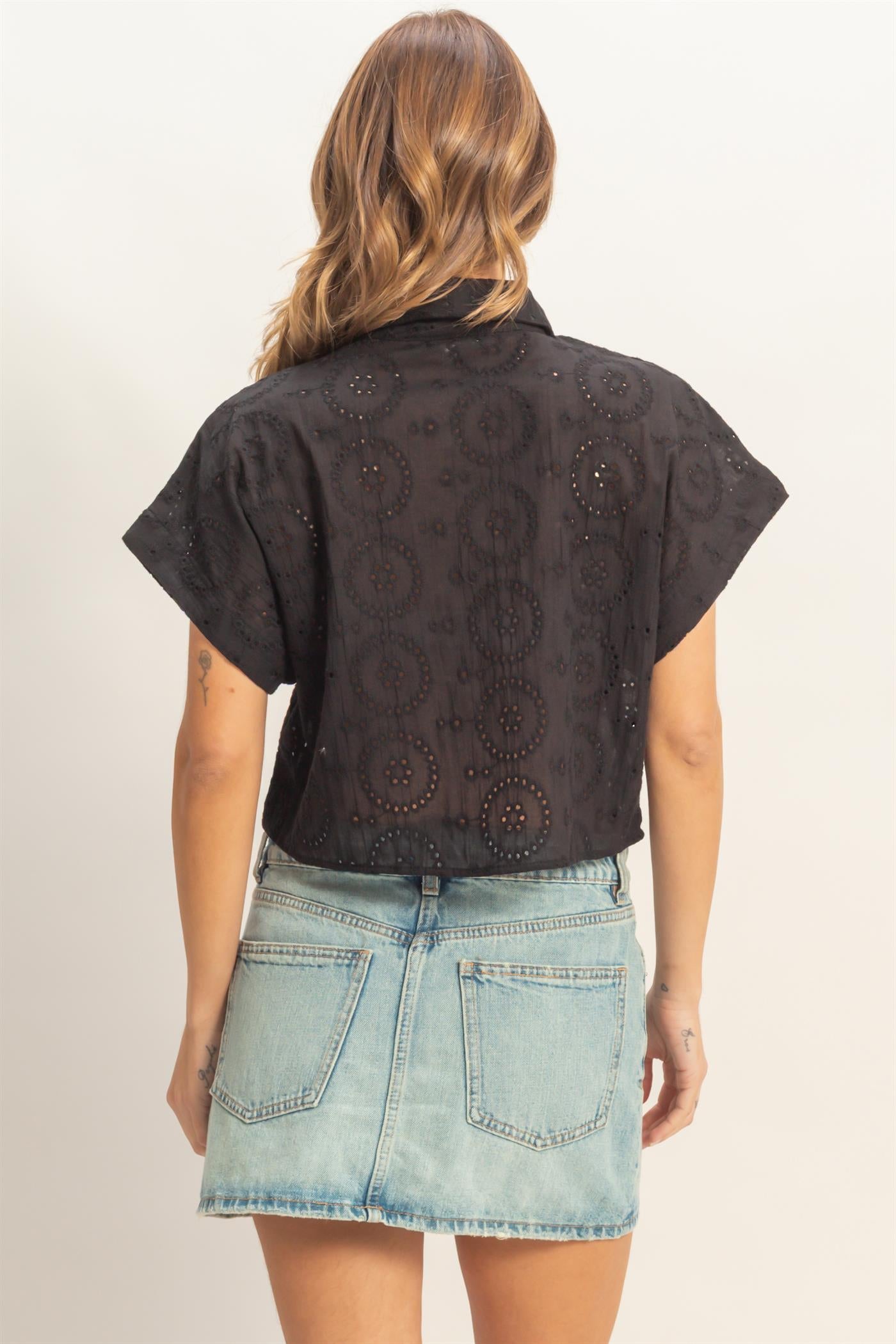 Wholesale Eyelet Cropped Button-Up Shirt Clothing Tops HF26C297 BLACK HYFVE