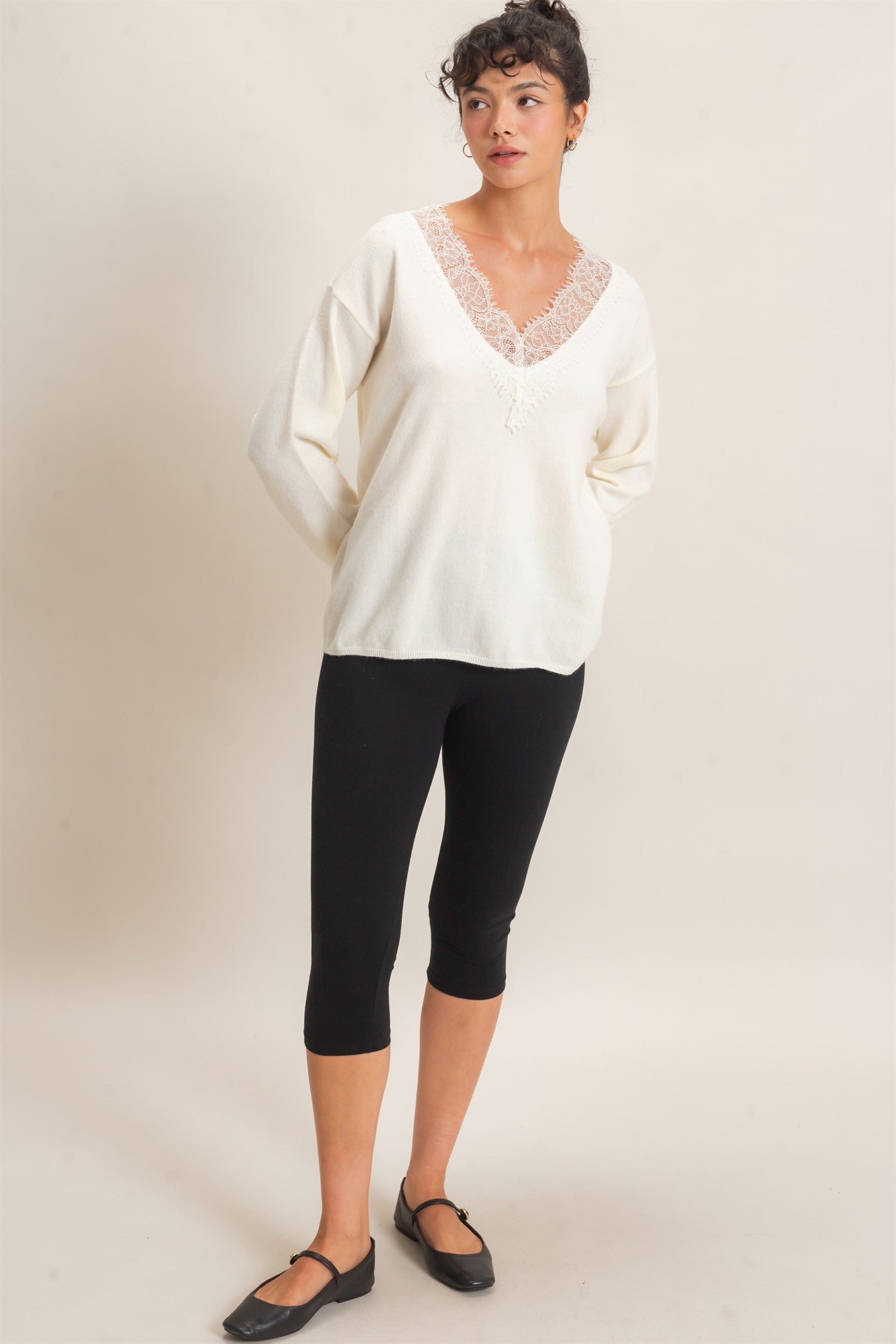 Wholesale Lace Trim V-Neck Sweater Sweaters DZ26E327 CREAM DOUBLE ZERO