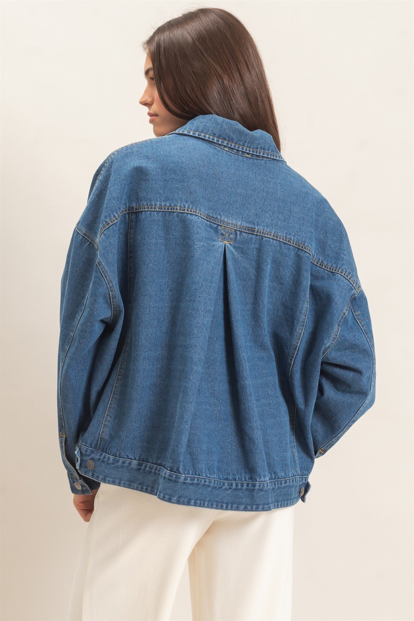 Wholesale Button-Up Denim Jacket Coats & Jackets HF26E001 LIGHT DENIM HYFVE