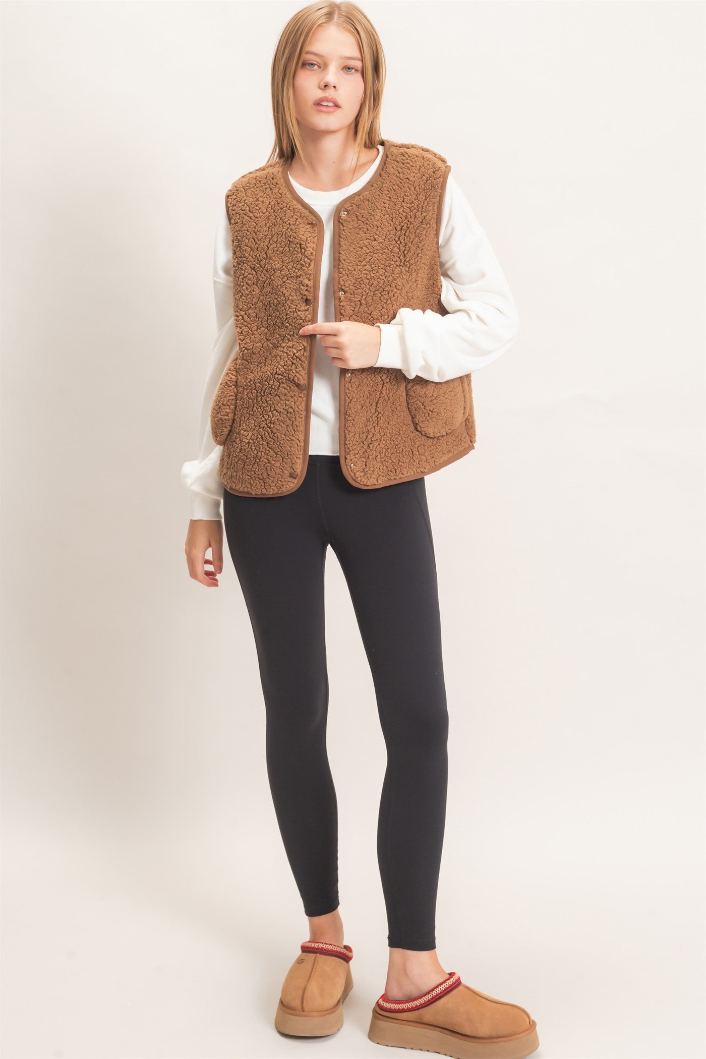 Wholesale Button Front Sherpa Vest With Patch Pockets Vests HF27A010 CAMEL HYFVE