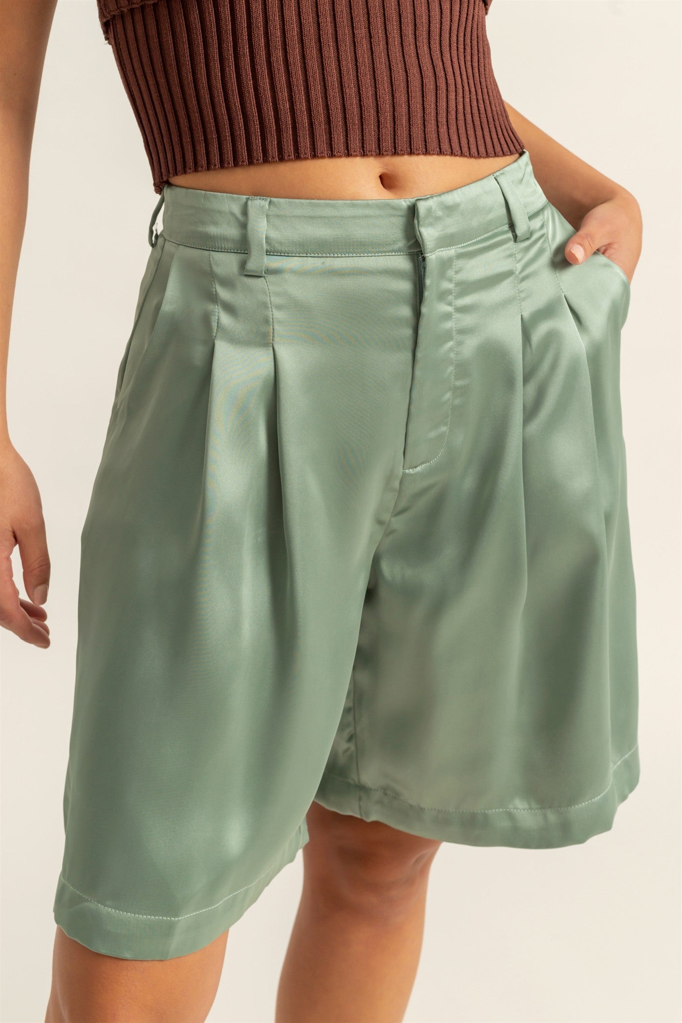 Wholesale High-Waist Pleated Satin Shorts Shorts DZ24E149 SAGE GREEN DOUBLE ZERO