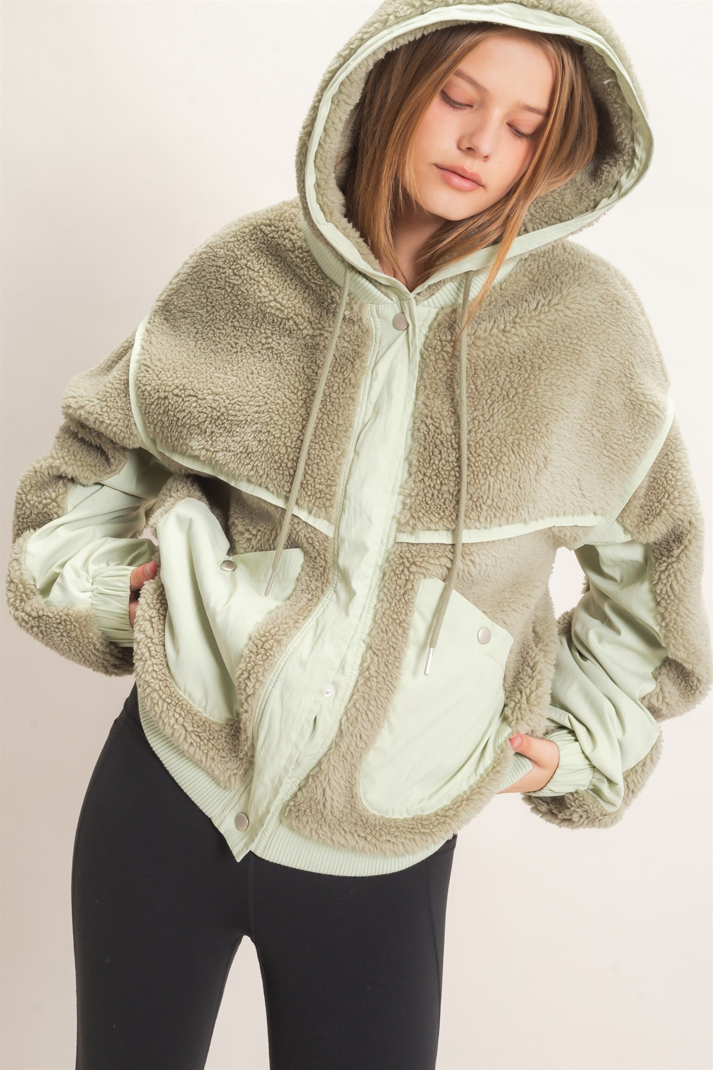 Wholesale Contrast Panel Sherpa Hooded Jacket Hoodies HF26E989 SAGE GREEN HYFVE