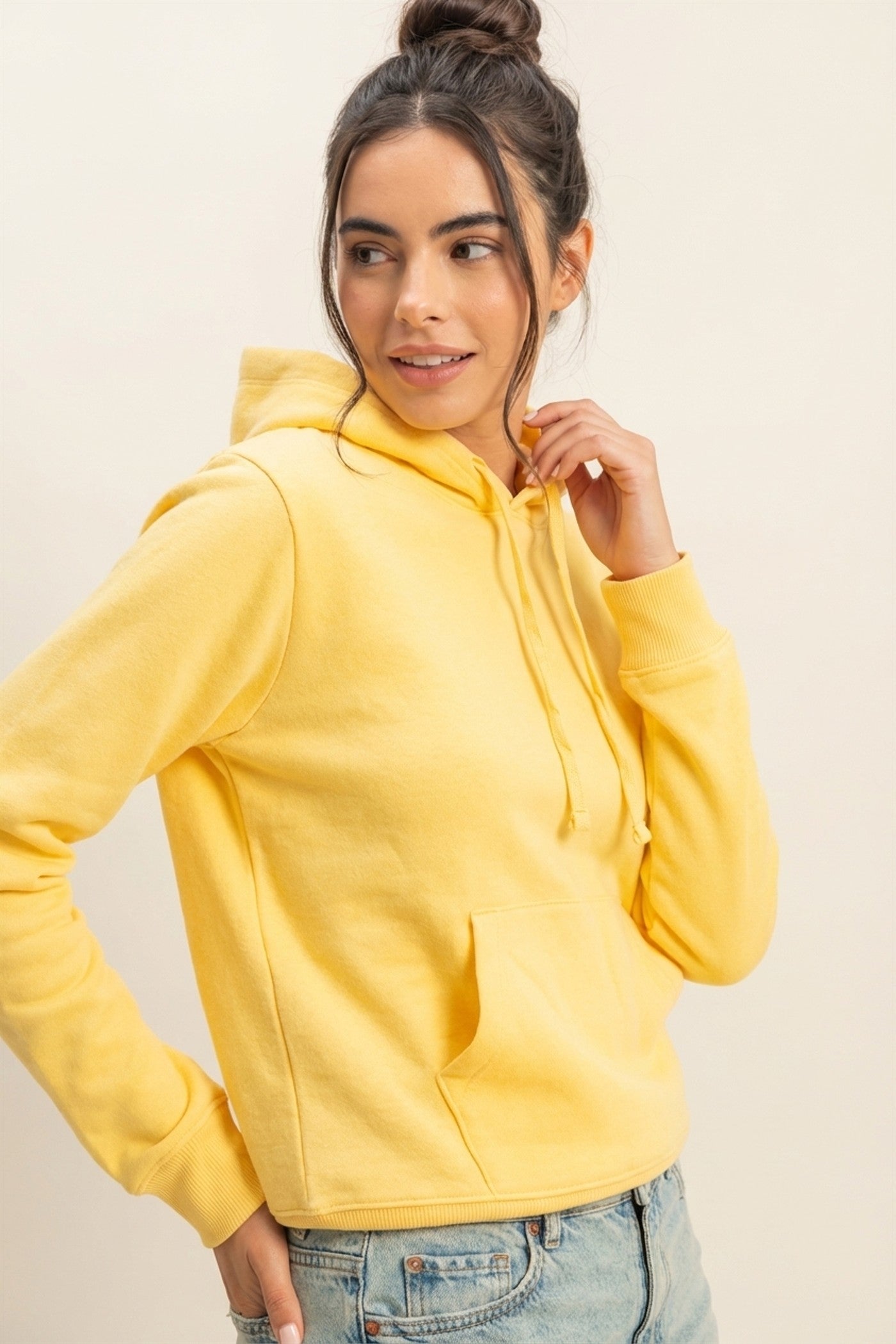 Wholesale Long Sleeve Pullover Hoodie Clothing Tops DZ24A320 BANANA CREAM DOUBLE ZERO