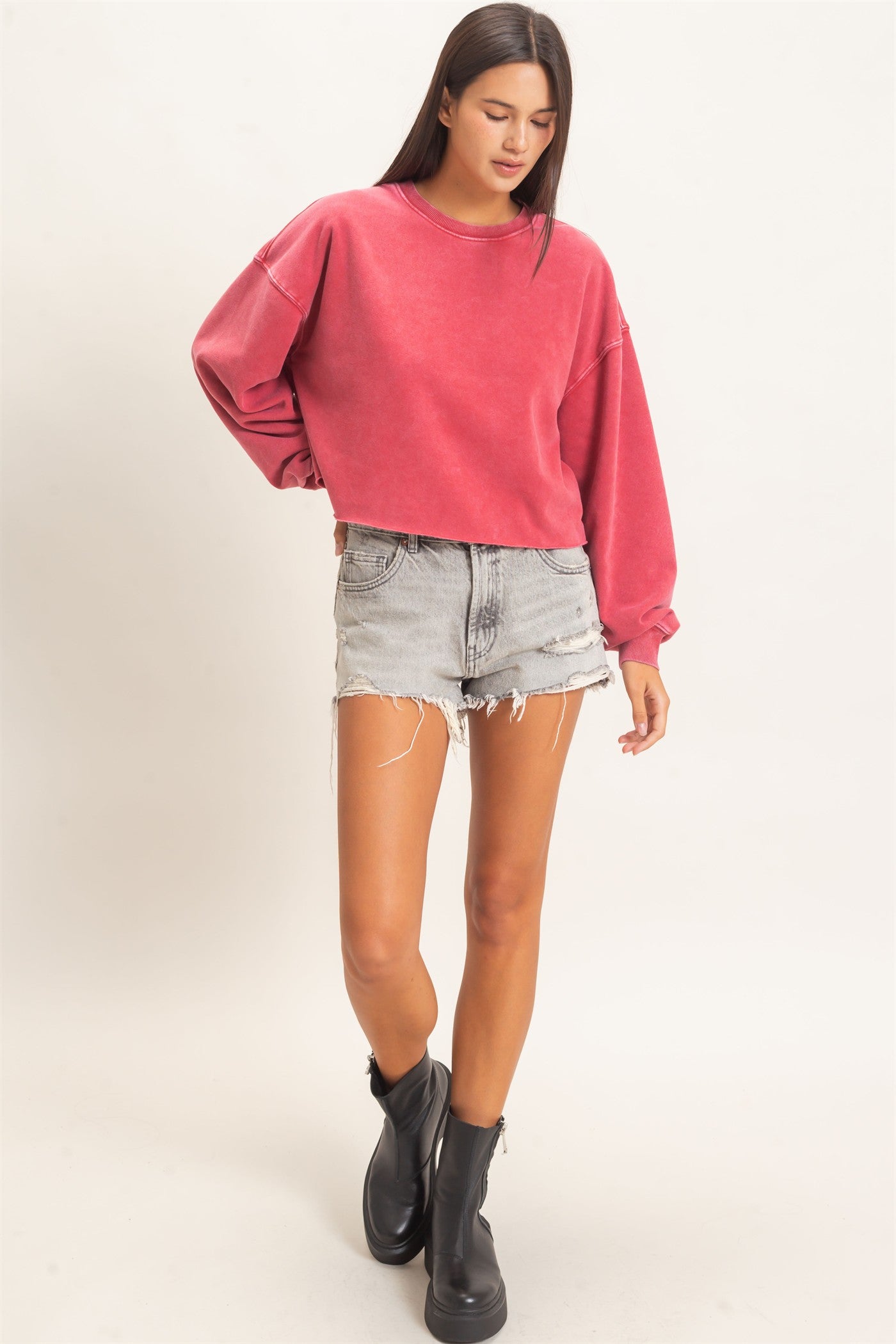 Wholesale Mineral Wash Raw Hem Cropped Sweatshirt Sweatshirts DZ26C968 DARK RED DOUBLE ZERO