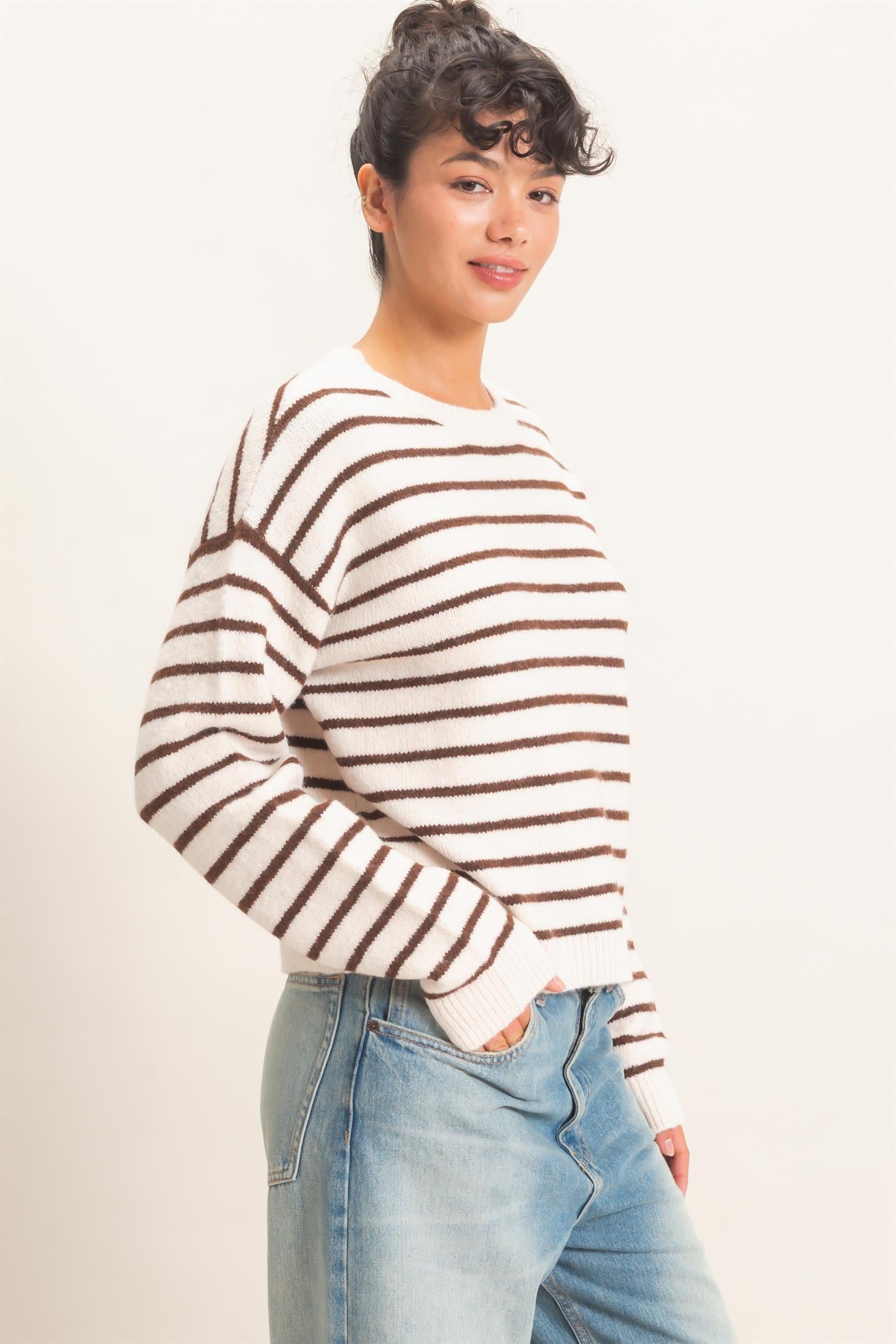 Wholesale Striped Crew Neck Sweater Sweaters DZ26C612 BROWN DOUBLE ZERO