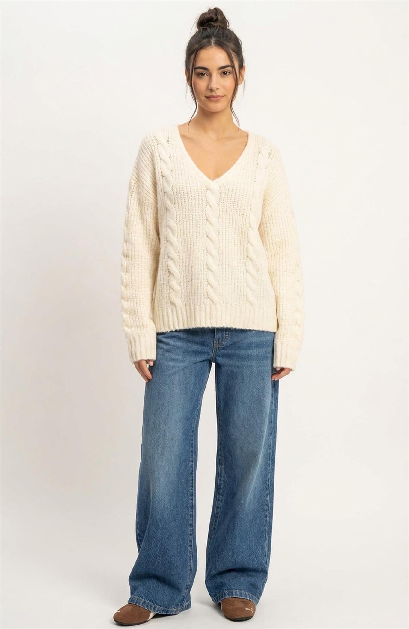 Wholesale Cable Knit V-Neck Sweater Sweaters DZ26E107 CREAM DOUBLE ZERO