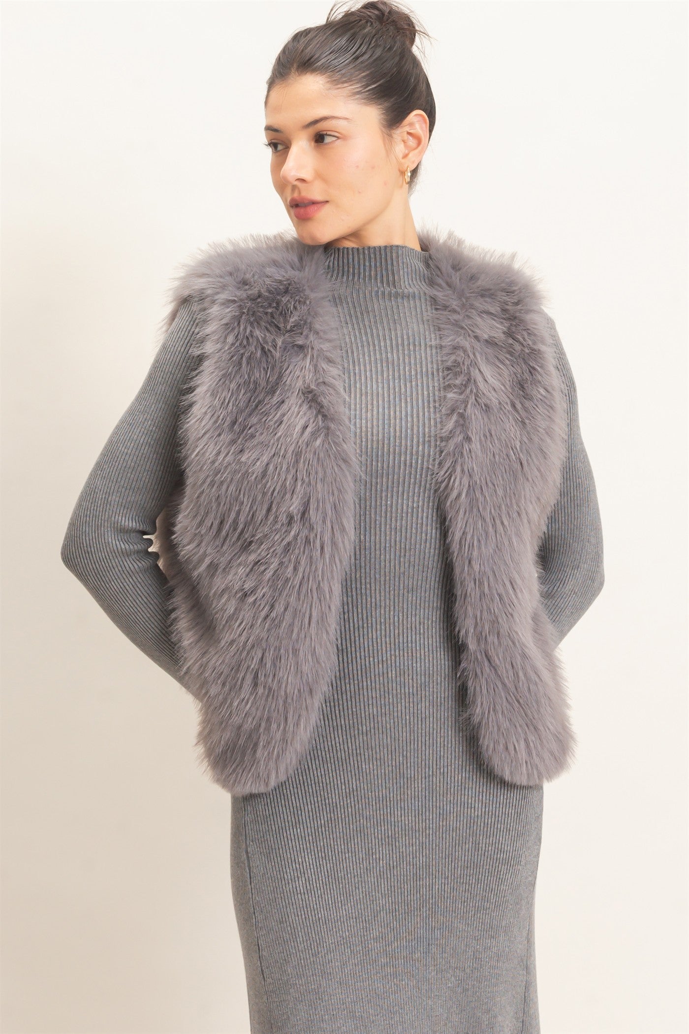 Wholesale Open-Front Faux Fur Vest Vests HF26F164 GRAY HYFVE