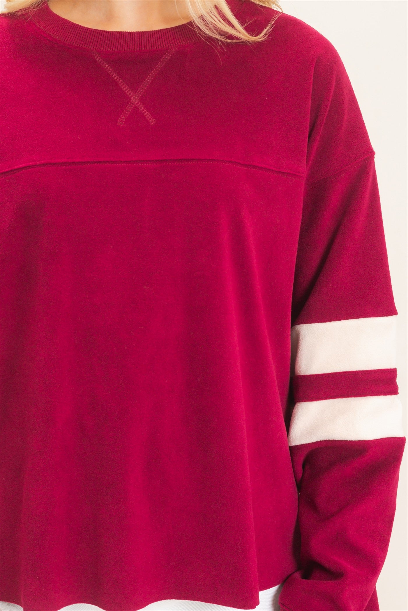 Wholesale Crew Neck Long Sleeve Sweatshirt Sweatshirts HF26E425 BURGUNDY HYFVE