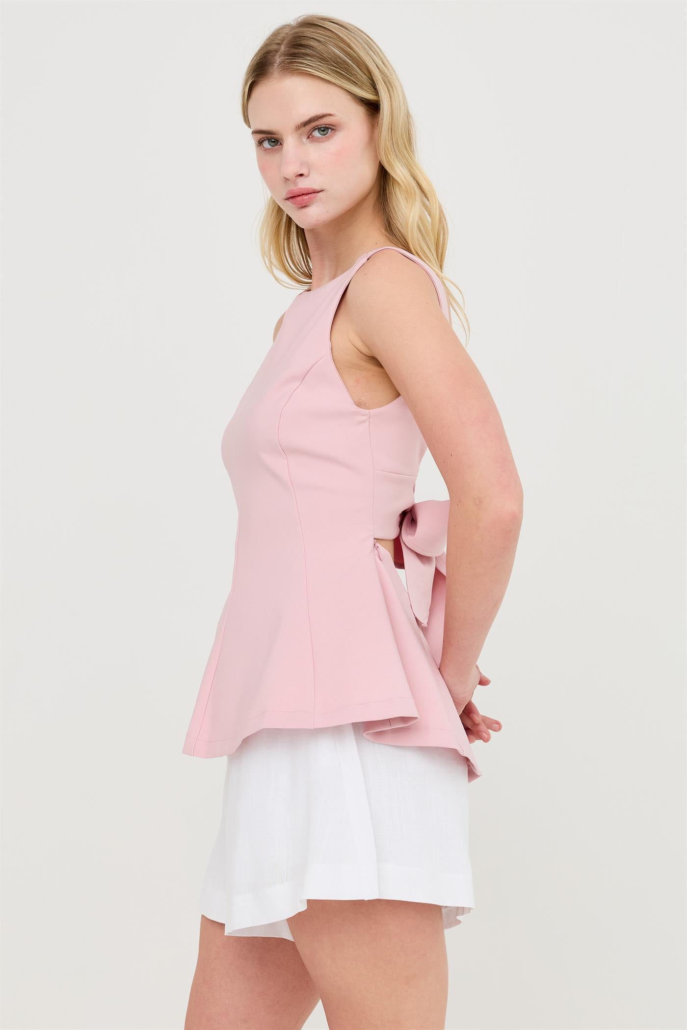 Wholesale Sleeveless Open Back Peplum Top Clothing Tops HF26A292 PINK HYFVE