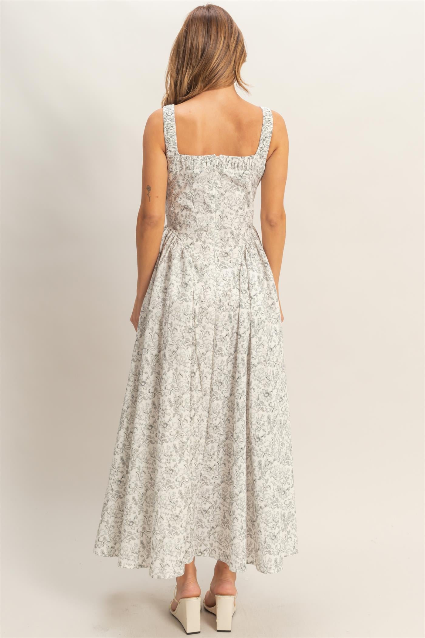 Wholesale Floral Print Empire Waist Dress Dresses HF26A153-D BLACK HYFVE