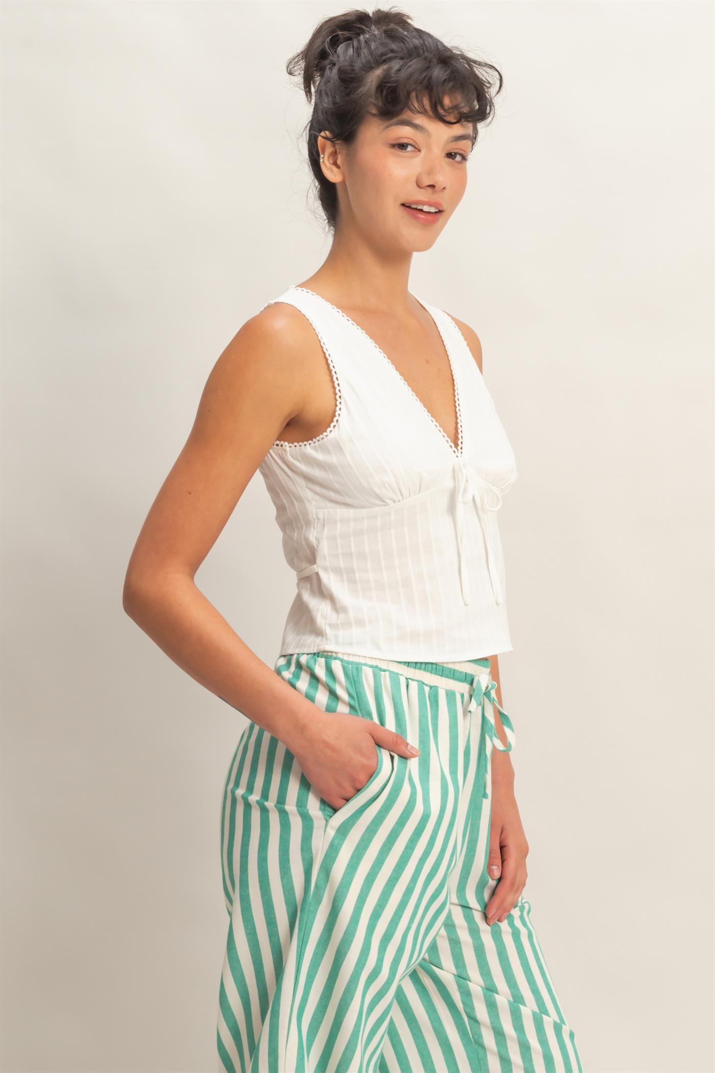 Wholesale Sleeveless Scallop Trim V-Neck Tie-Back Top Clothing Tops DZ26C185 WHITE DOUBLE ZERO