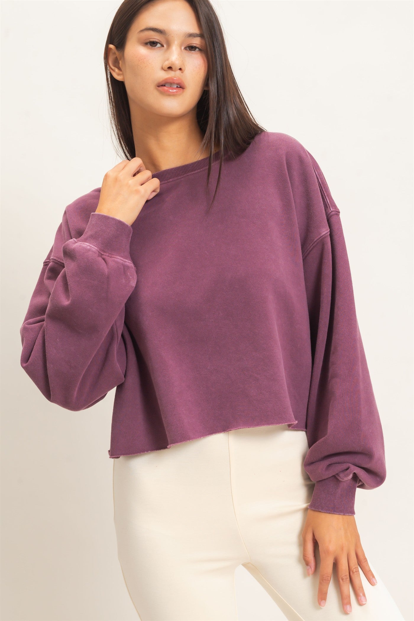 Wholesale Mineral Wash Raw Hem Cropped Sweatshirt Sweatshirts DZ26C968 DARK CHERRY DOUBLE ZERO