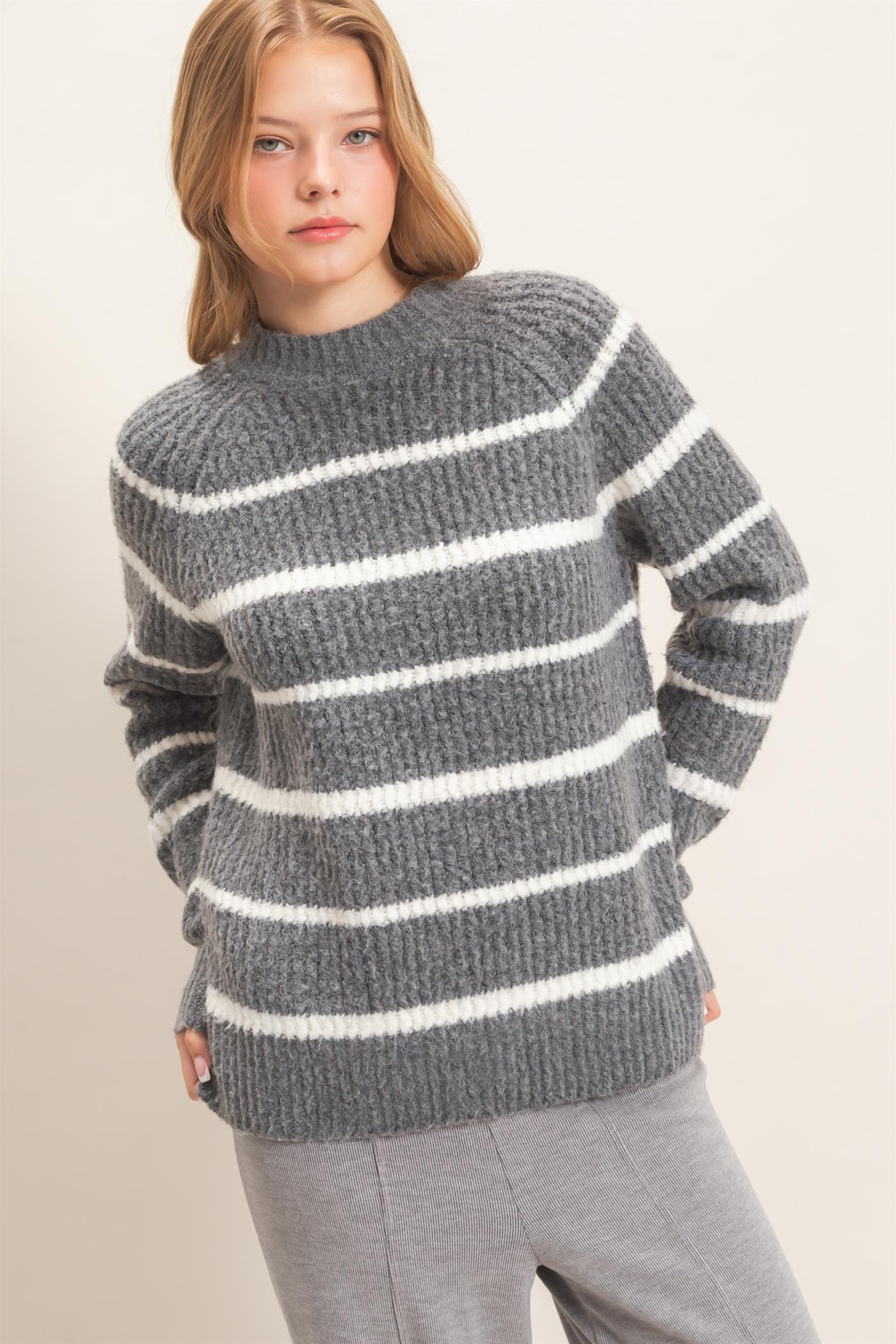 Wholesale Textured Striped Mock Neck Sweater Sweaters HF26E765 GRAY HYFVE